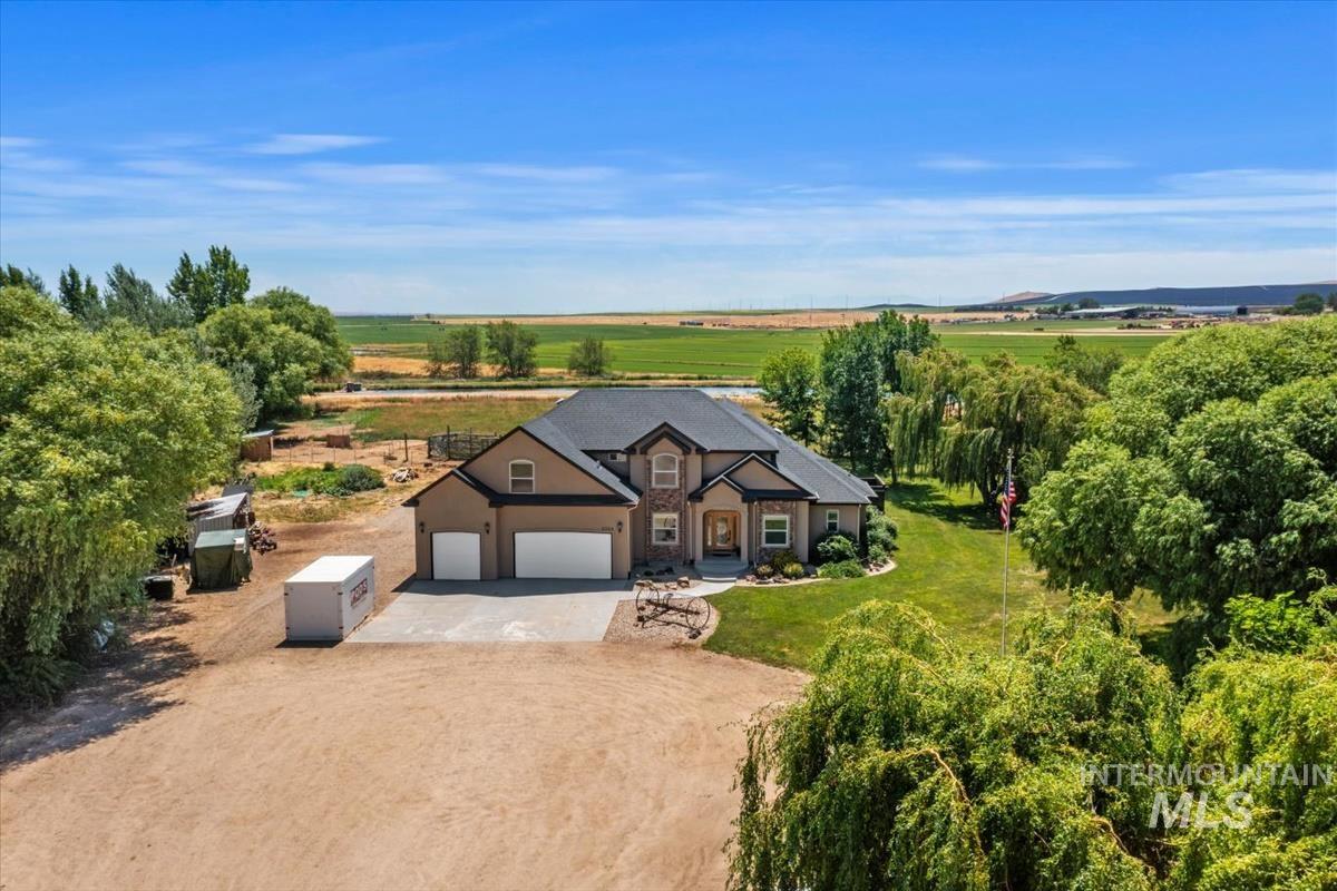 2324 S Kaesemeyer Ln, Kuna, Idaho 83634, 4 Bedrooms, 2.5 Bathrooms, Residential For Sale, Price $1,500,000, 98993467