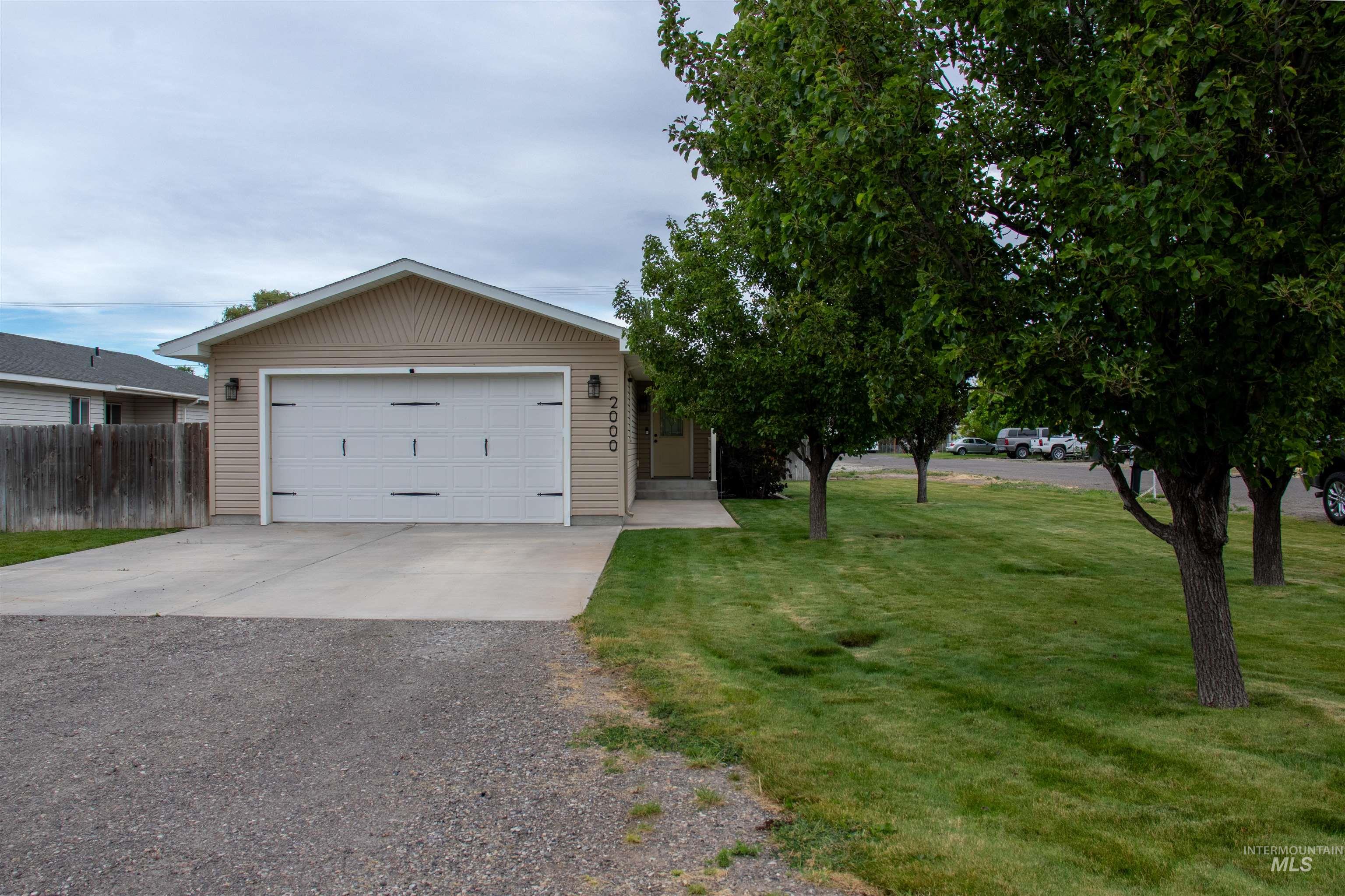2000 M Street, Heyburn, Idaho 83336, 3 Bedrooms, 2 Bathrooms, Residential For Sale, Price $334,900,MLS 98993468