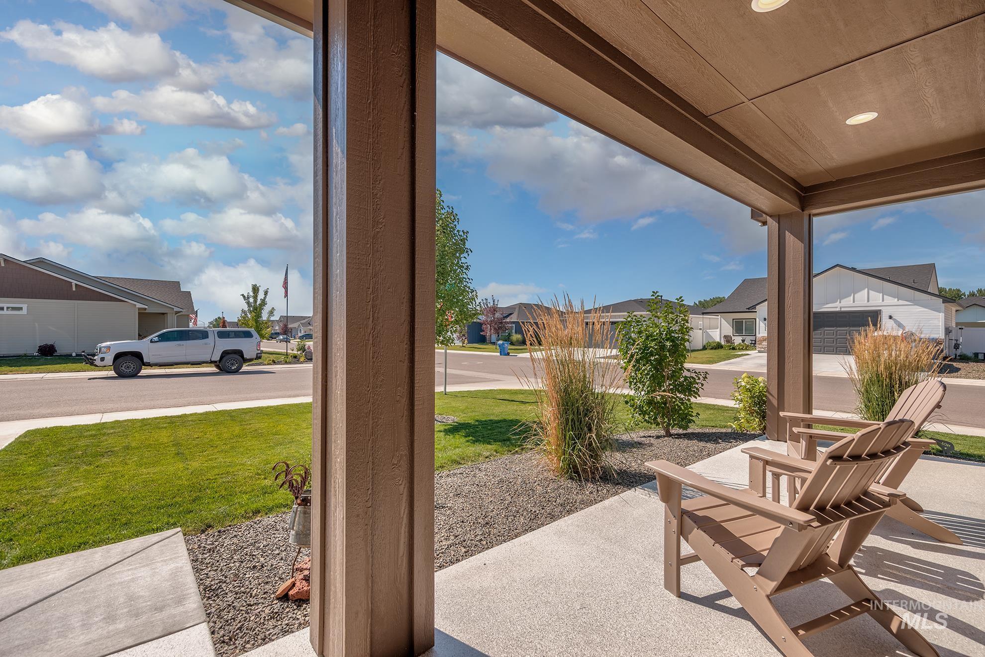 760 Sawgrass Court, Payette, Idaho 83661, 3 Bedrooms, 2 Bathrooms, Residential For Sale, Price $520,000,MLS 98993469