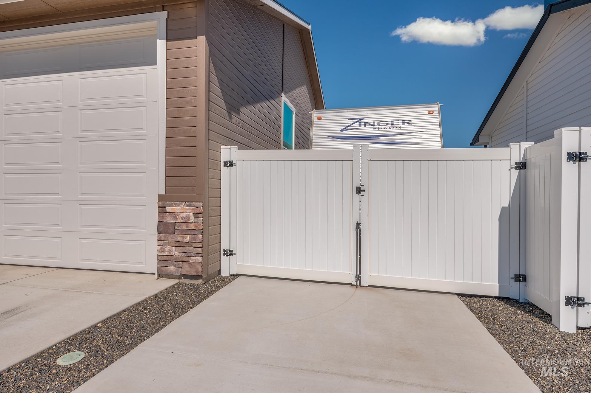 760 Sawgrass Court, Payette, Idaho 83661, 3 Bedrooms, 2 Bathrooms, Residential For Sale, Price $520,000,MLS 98993469