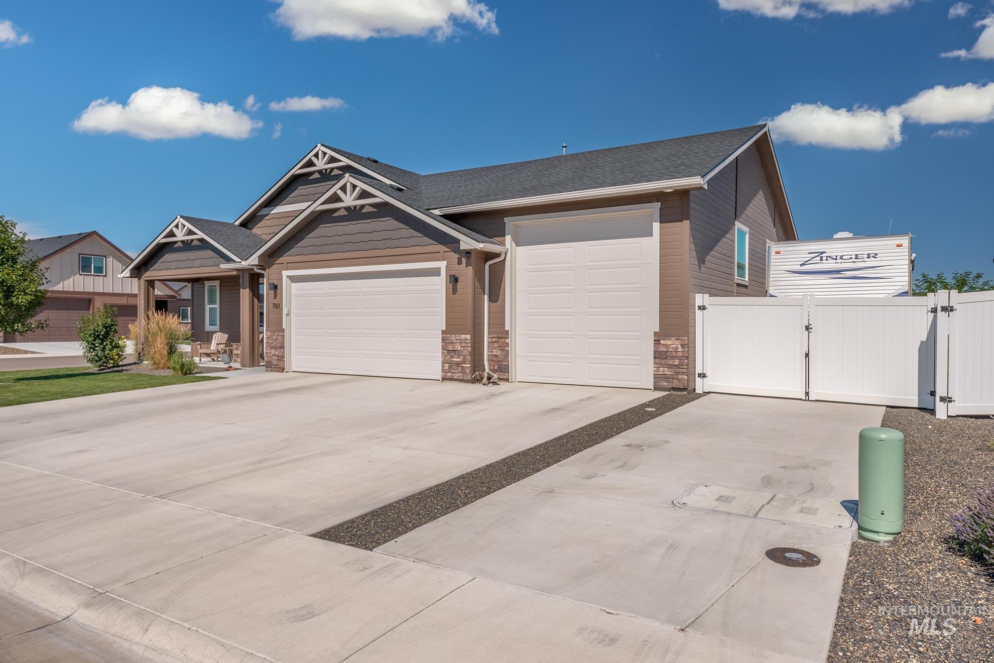 760 Sawgrass Court, Payette, Idaho 83661, 3 Bedrooms, 2 Bathrooms, Residential For Sale, Price $520,000,MLS 98993469