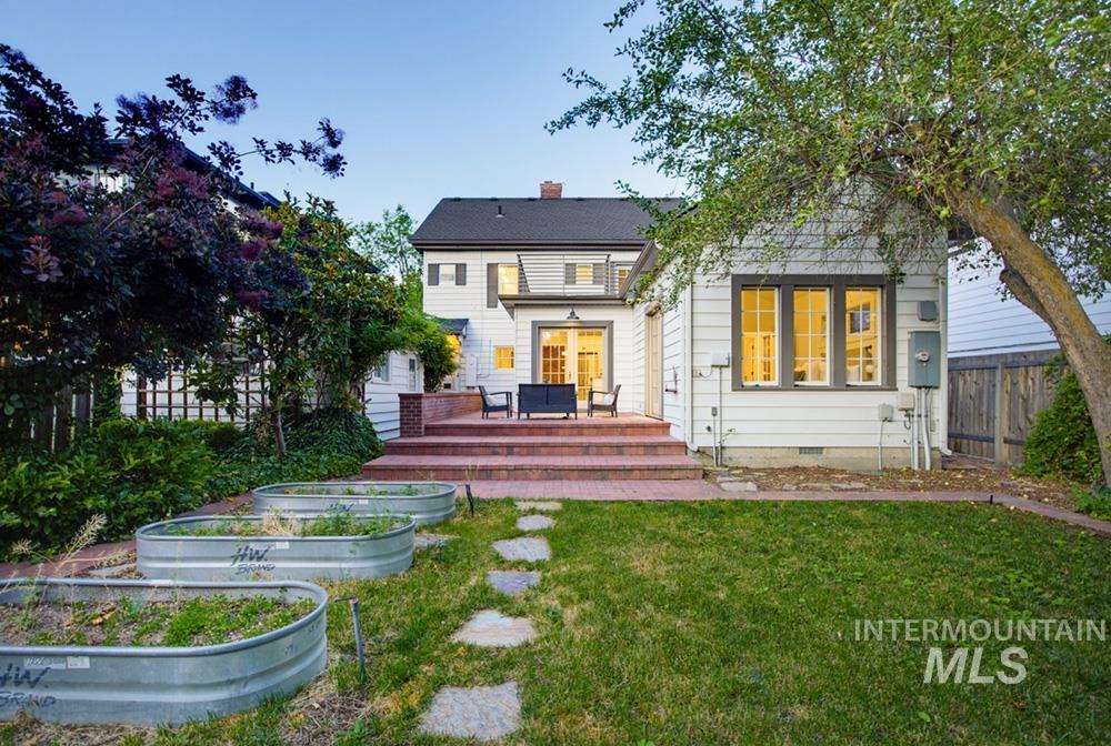 915 N 17th St, Boise, Idaho 83702, 4 Bedrooms, 3.5 Bathrooms, Residential For Sale, Price $1,549,000,MLS 98993472