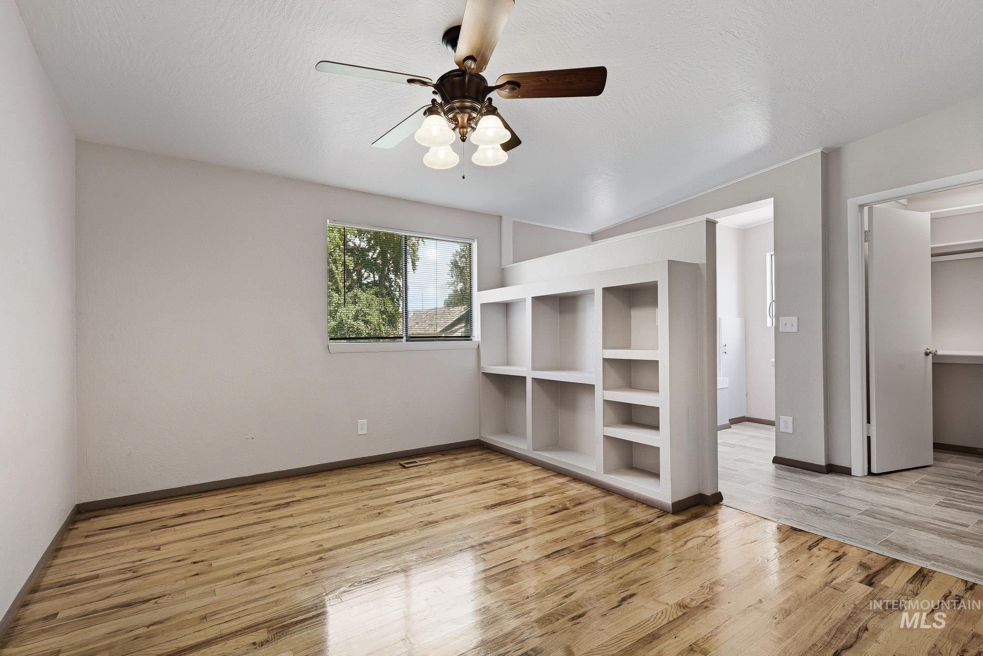 2504 S Annett St, Boise, Idaho 83705, 3 Bedrooms, 2 Bathrooms, Residential For Sale, Price $434,999, 98993473