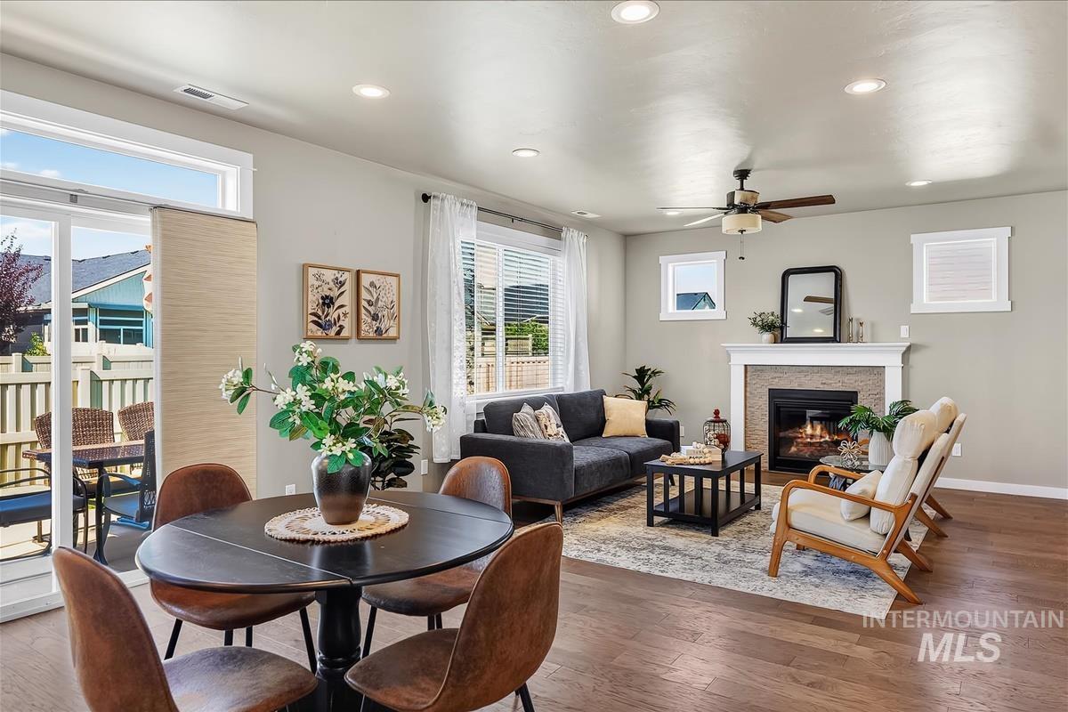 12534 W Oneida St., Boise, Idaho 83709, 3 Bedrooms, 2.5 Bathrooms, Residential For Sale, Price $560,000,MLS 98993475