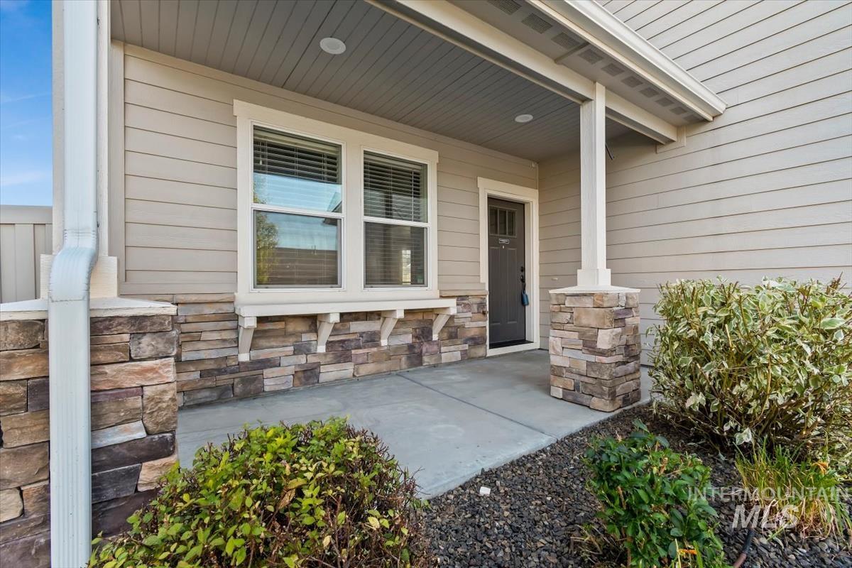 12534 W Oneida St., Boise, Idaho 83709, 3 Bedrooms, 2.5 Bathrooms, Residential For Sale, Price $560,000,MLS 98993475