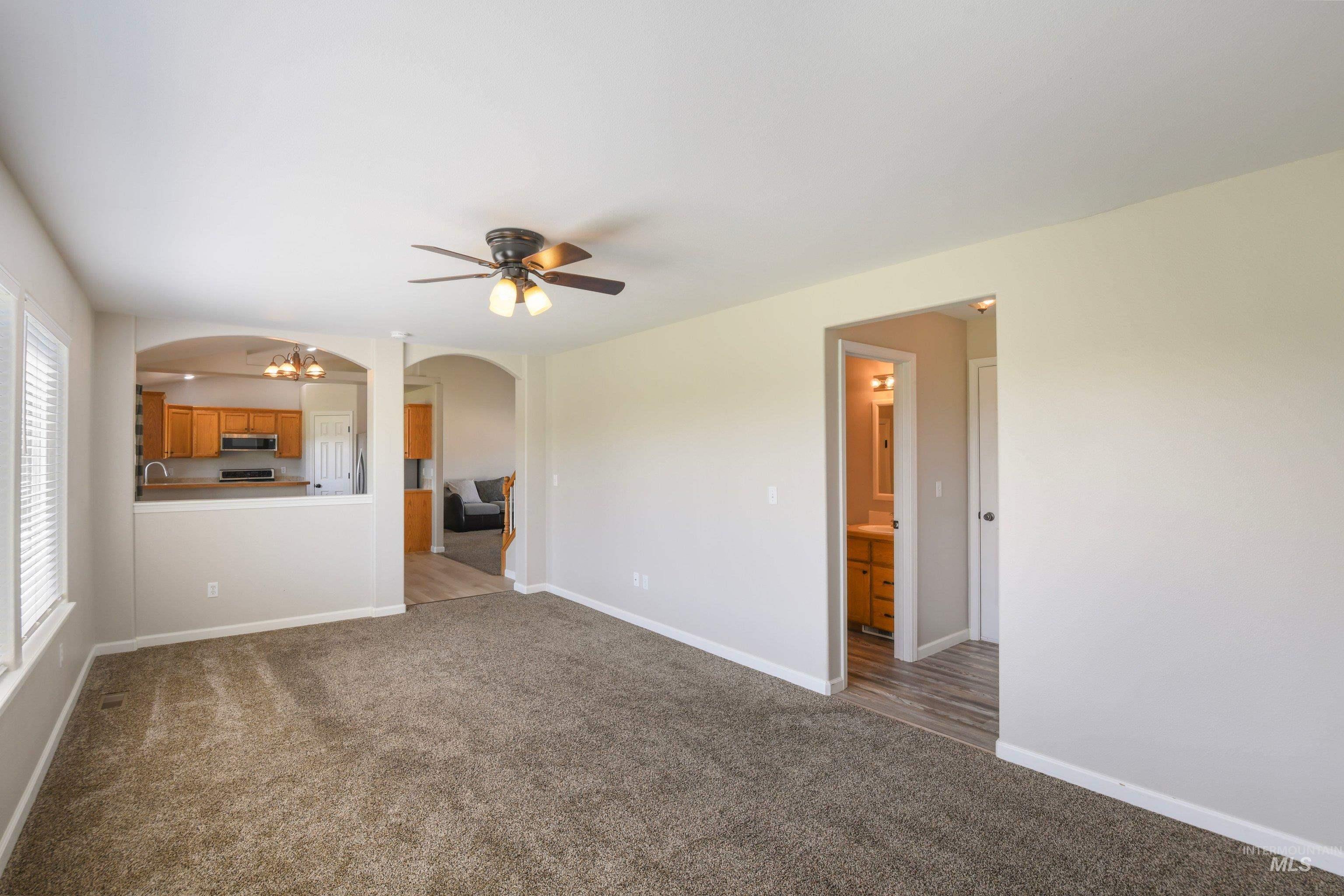 5162 N Rothmans Ave, Boise, Idaho 83713, 3 Bedrooms, 2.5 Bathrooms, Residential For Sale, Price $455,900, 98993477