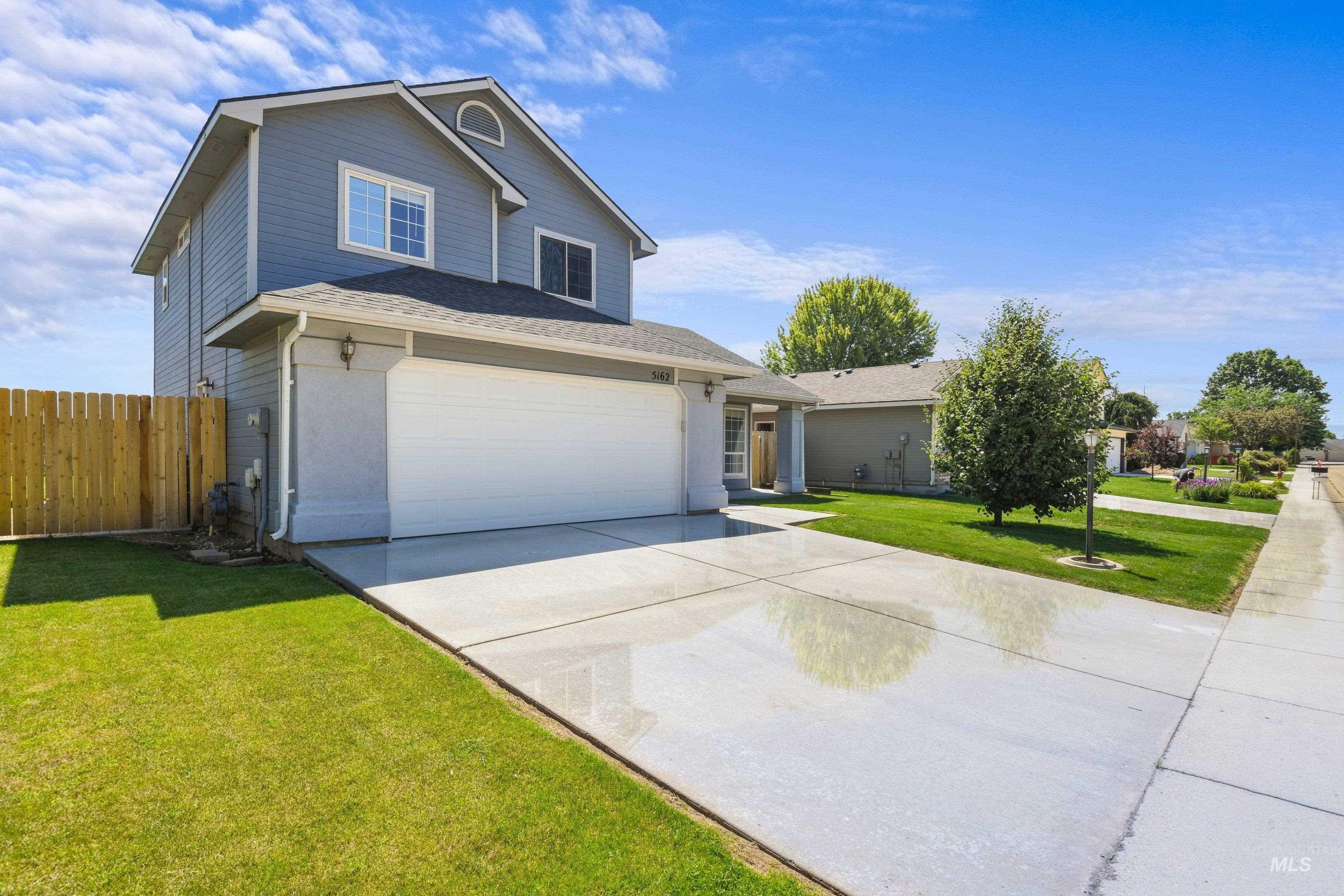 5162 N Rothmans Ave, Boise, Idaho 83713, 3 Bedrooms, 2.5 Bathrooms, Residential For Sale, Price $455,900, 98993477
