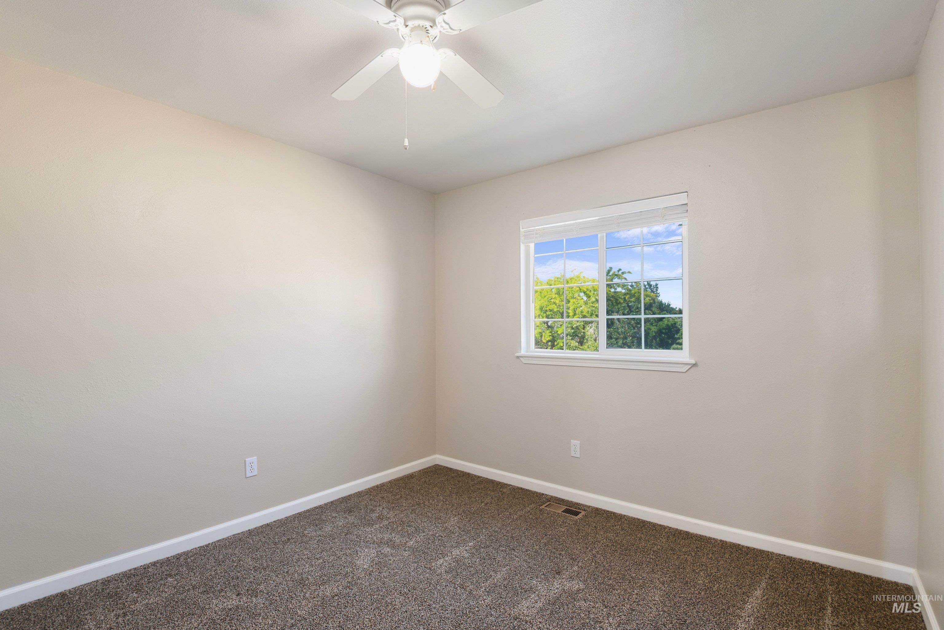 5162 N Rothmans Ave, Boise, Idaho 83713, 3 Bedrooms, 2.5 Bathrooms, Residential For Sale, Price $455,900, 98993477