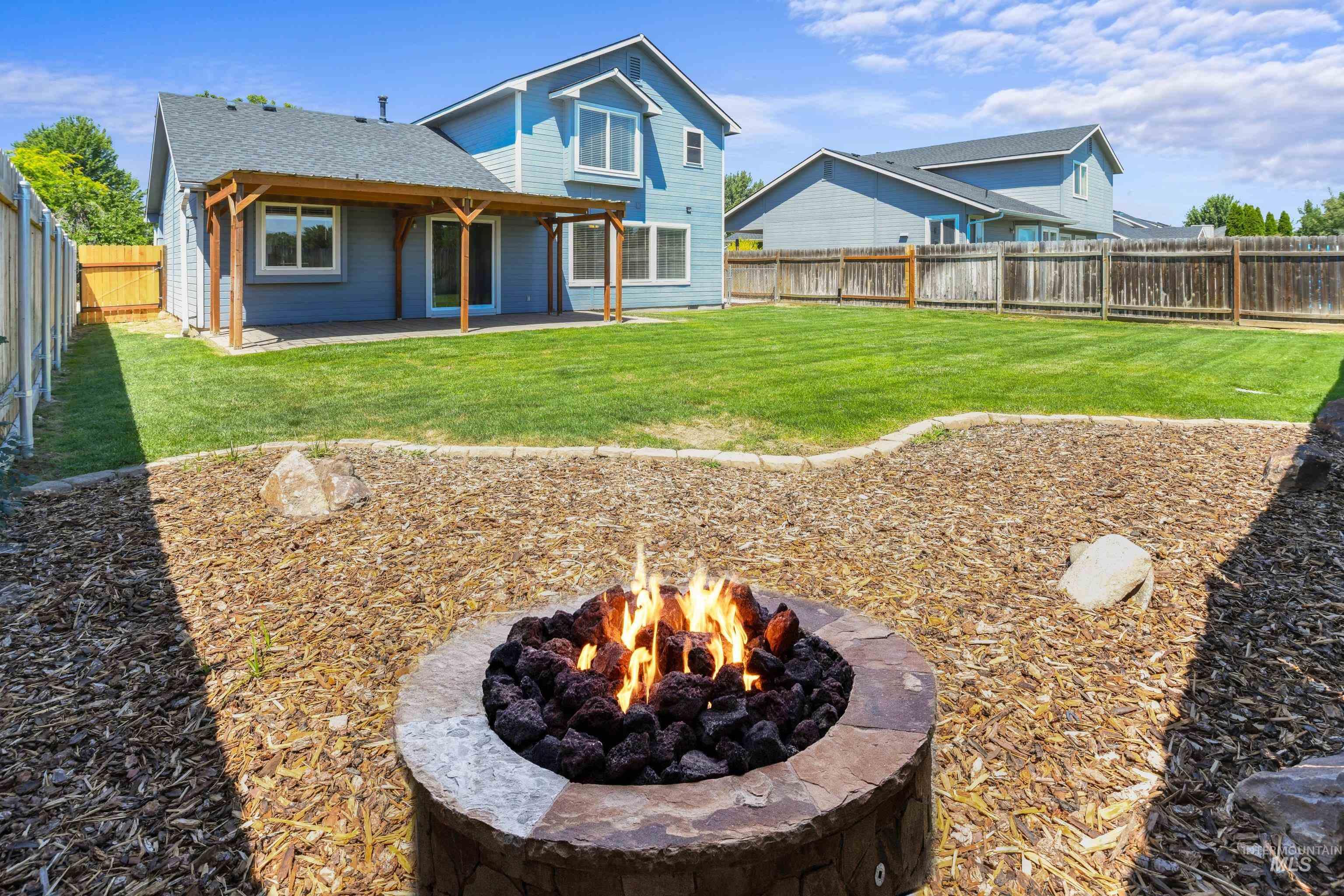 5162 N Rothmans Ave, Boise, Idaho 83713, 3 Bedrooms, 2.5 Bathrooms, Residential For Sale, Price $455,900, 98993477