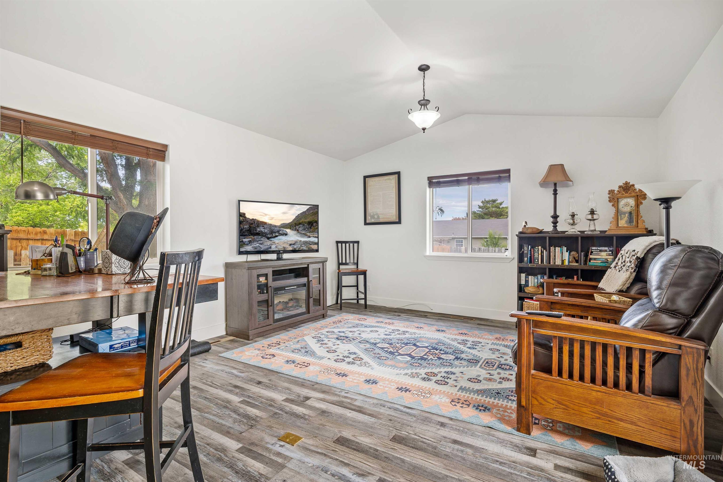253 Coronado Ave, Twin Falls, Idaho 83301, 3 Bedrooms, 2 Bathrooms, Residential For Sale, Price $389,000, 98993478