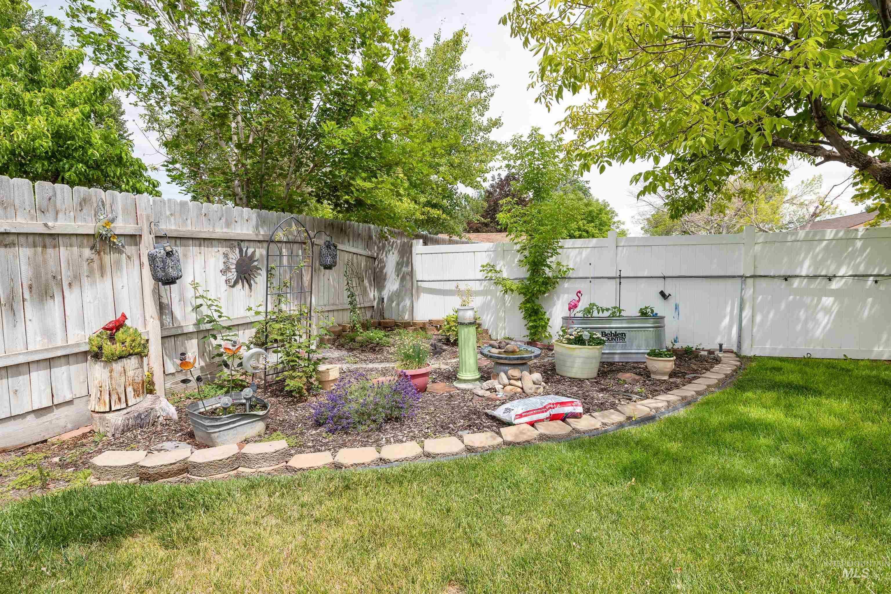 253 Coronado Ave, Twin Falls, Idaho 83301, 3 Bedrooms, 2 Bathrooms, Residential For Sale, Price $389,000, 98993478