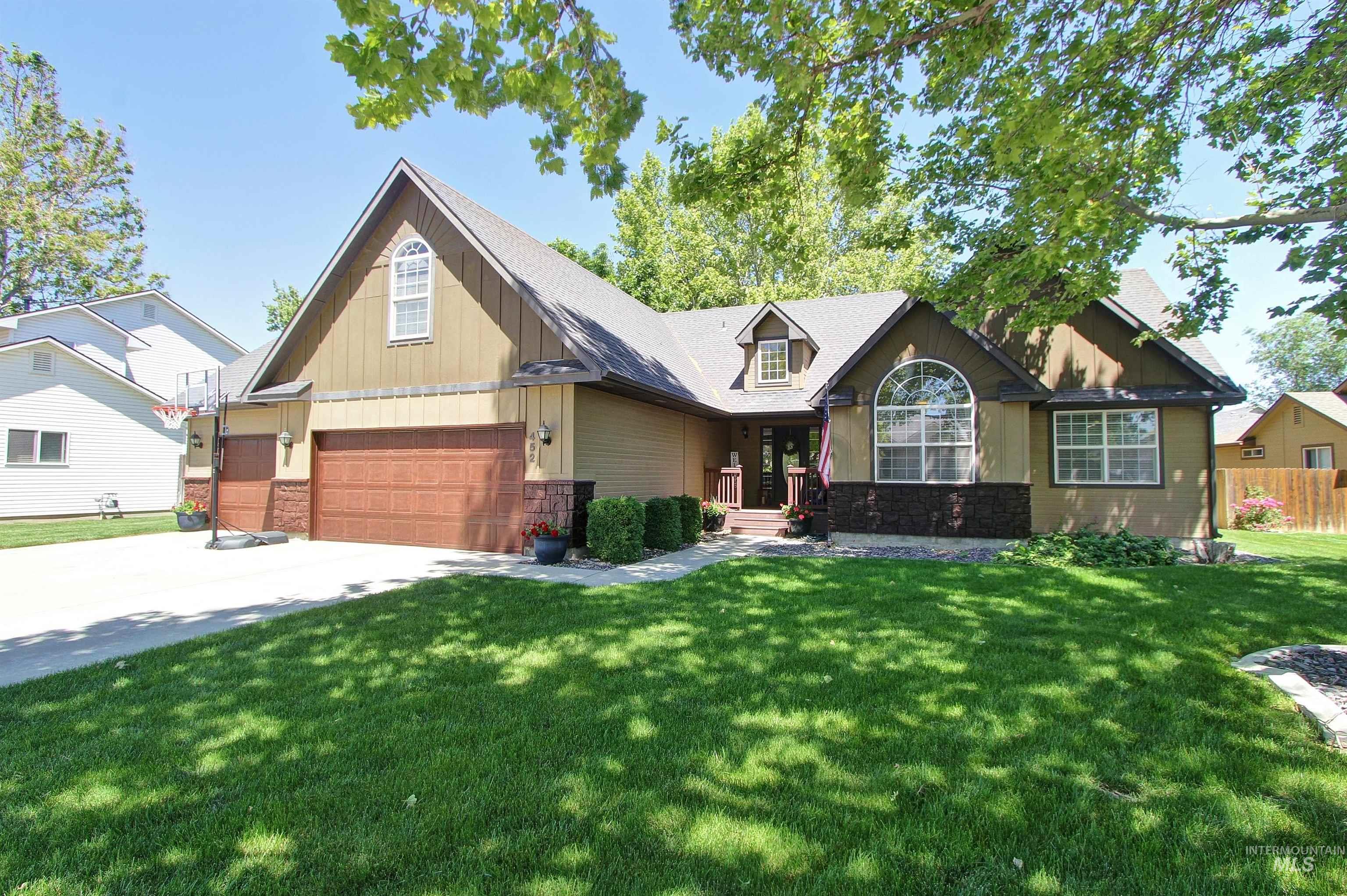 452 Bitterbrush Ave, Nampa, Idaho 83686, 5 Bedrooms, 3 Bathrooms, Residential For Sale, Price $590,000,MLS 98993479