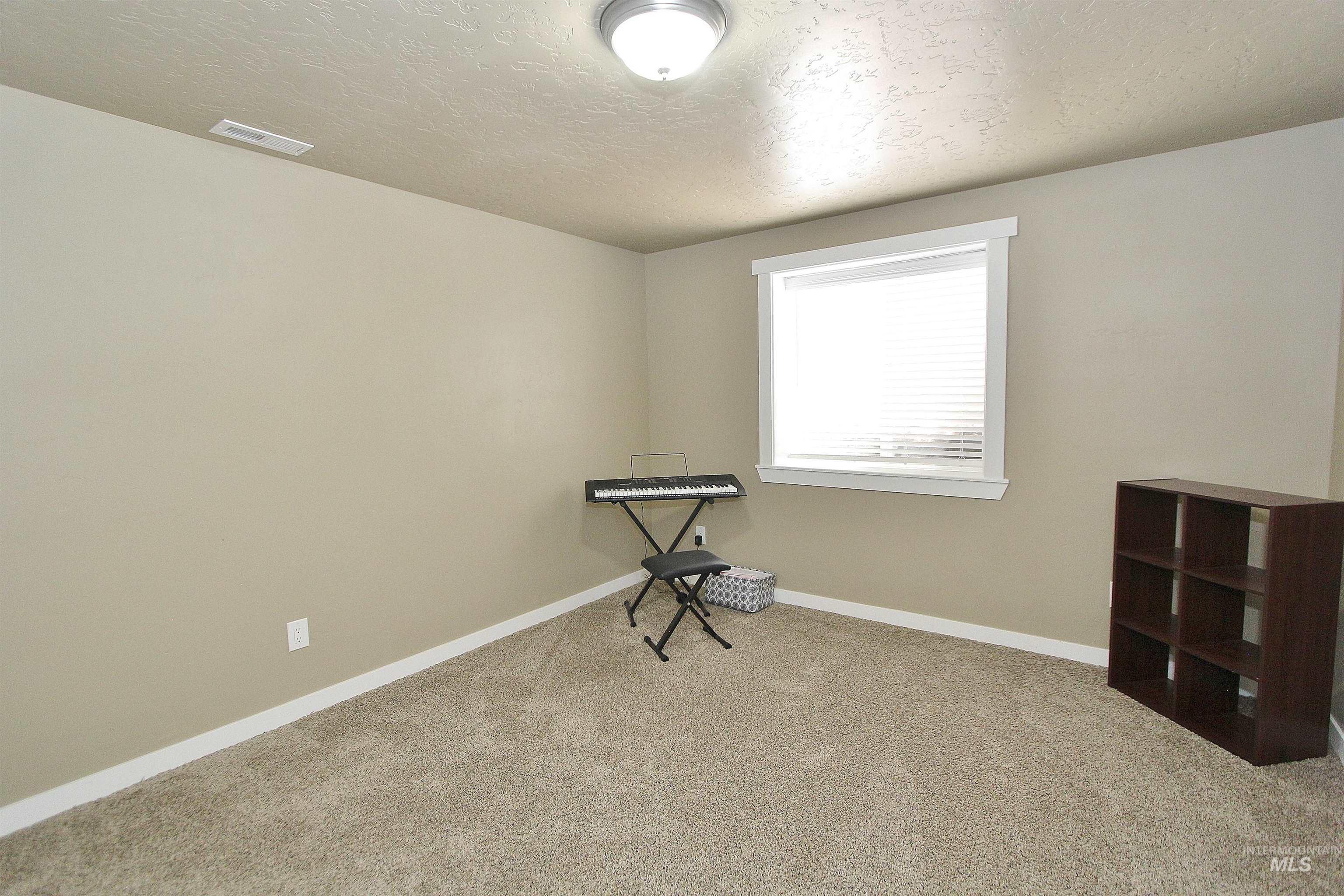 452 Bitterbrush Ave, Nampa, Idaho 83686, 5 Bedrooms, 3 Bathrooms, Residential For Sale, Price $590,000,MLS 98993479
