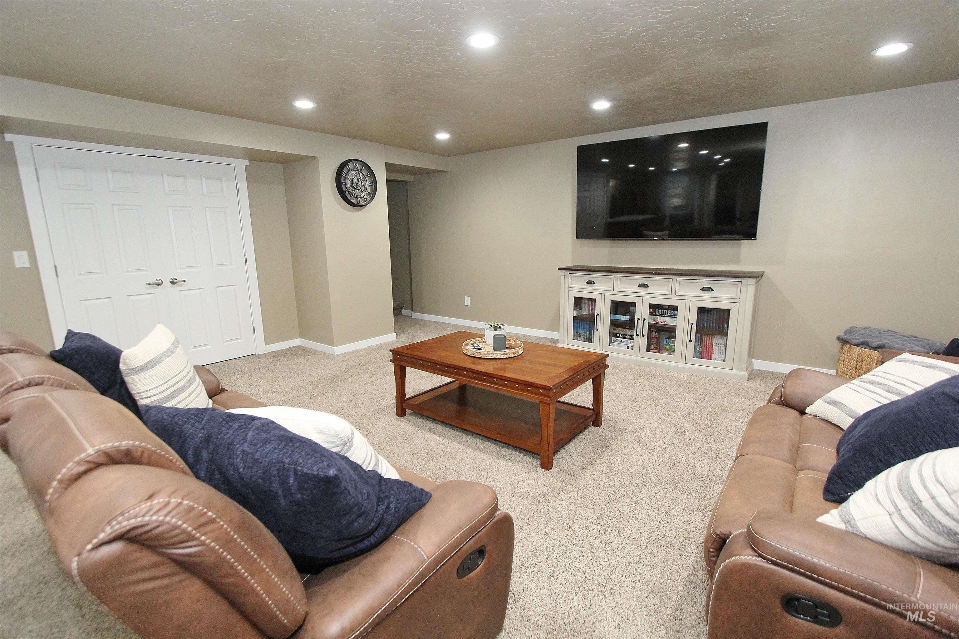 452 Bitterbrush Ave, Nampa, Idaho 83686, 5 Bedrooms, 3 Bathrooms, Residential For Sale, Price $590,000,MLS 98993479