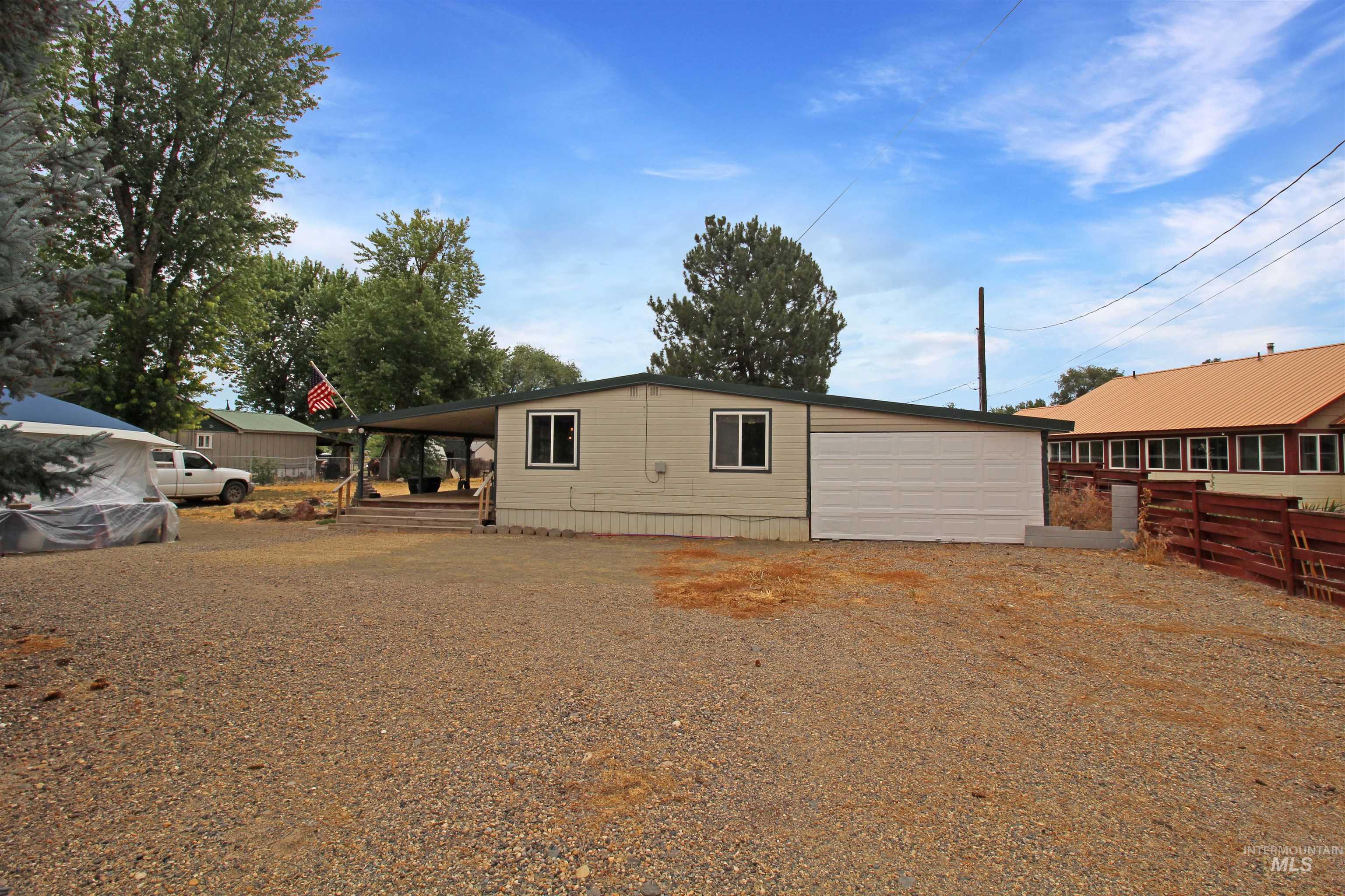 1265 Pioneer, Weiser, Idaho 83672, 3 Bedrooms, 1 Bathroom, Residential For Sale, Price $180,000, 98993482