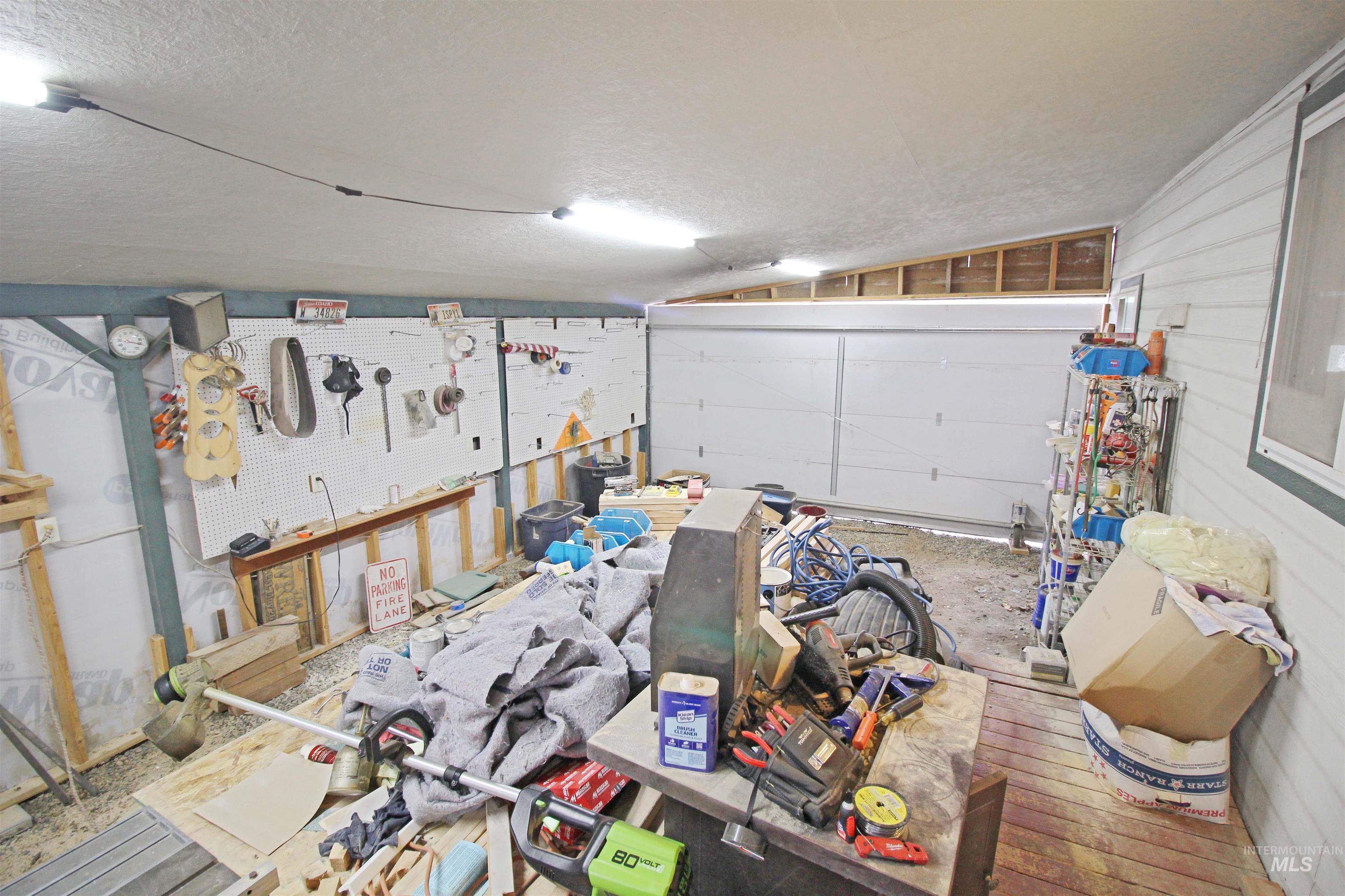 1265 Pioneer, Weiser, Idaho 83672, 3 Bedrooms, 1 Bathroom, Residential For Sale, Price $180,000, 98993482