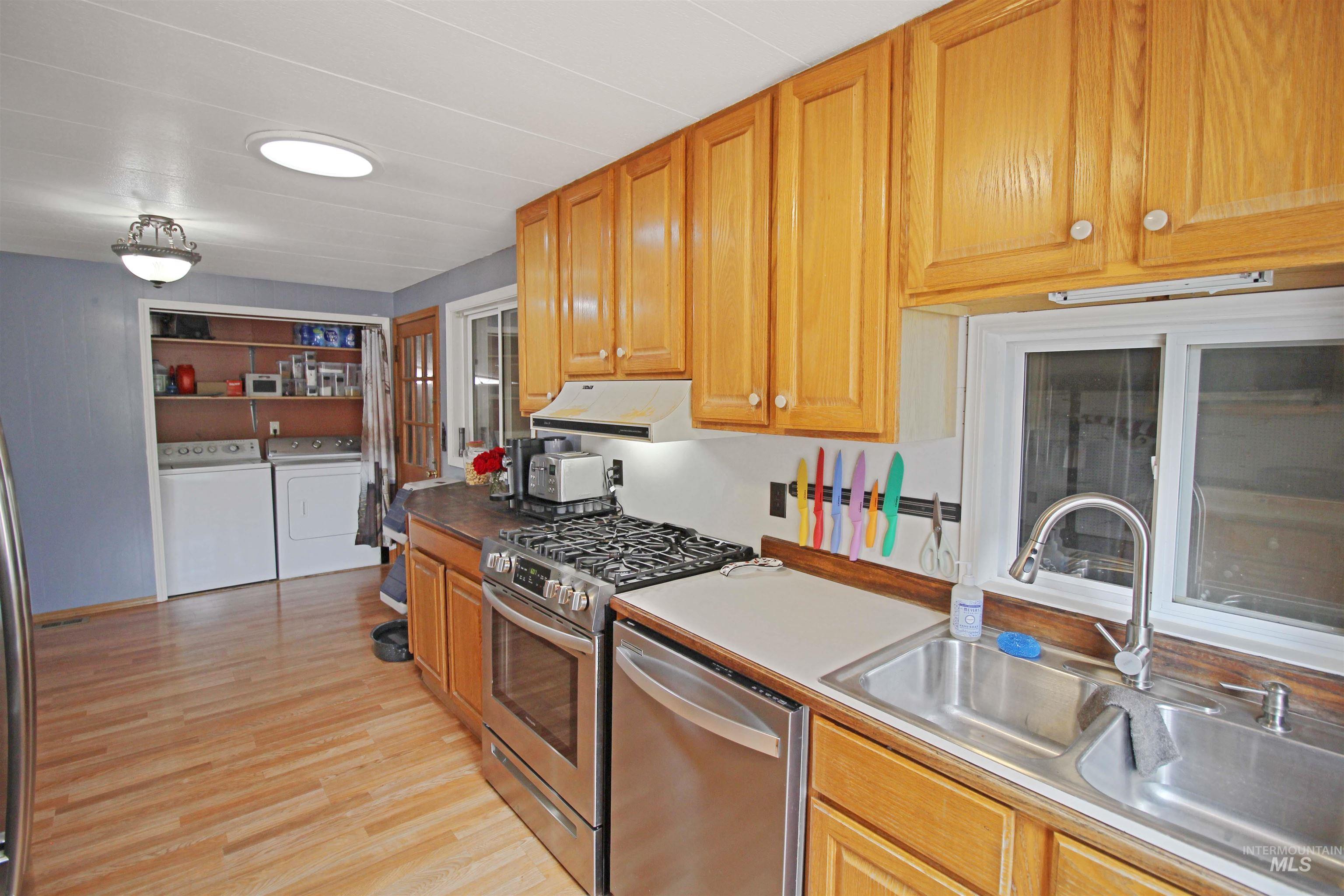 1265 Pioneer, Weiser, Idaho 83672, 3 Bedrooms, 1 Bathroom, Residential For Sale, Price $180,000, 98993482