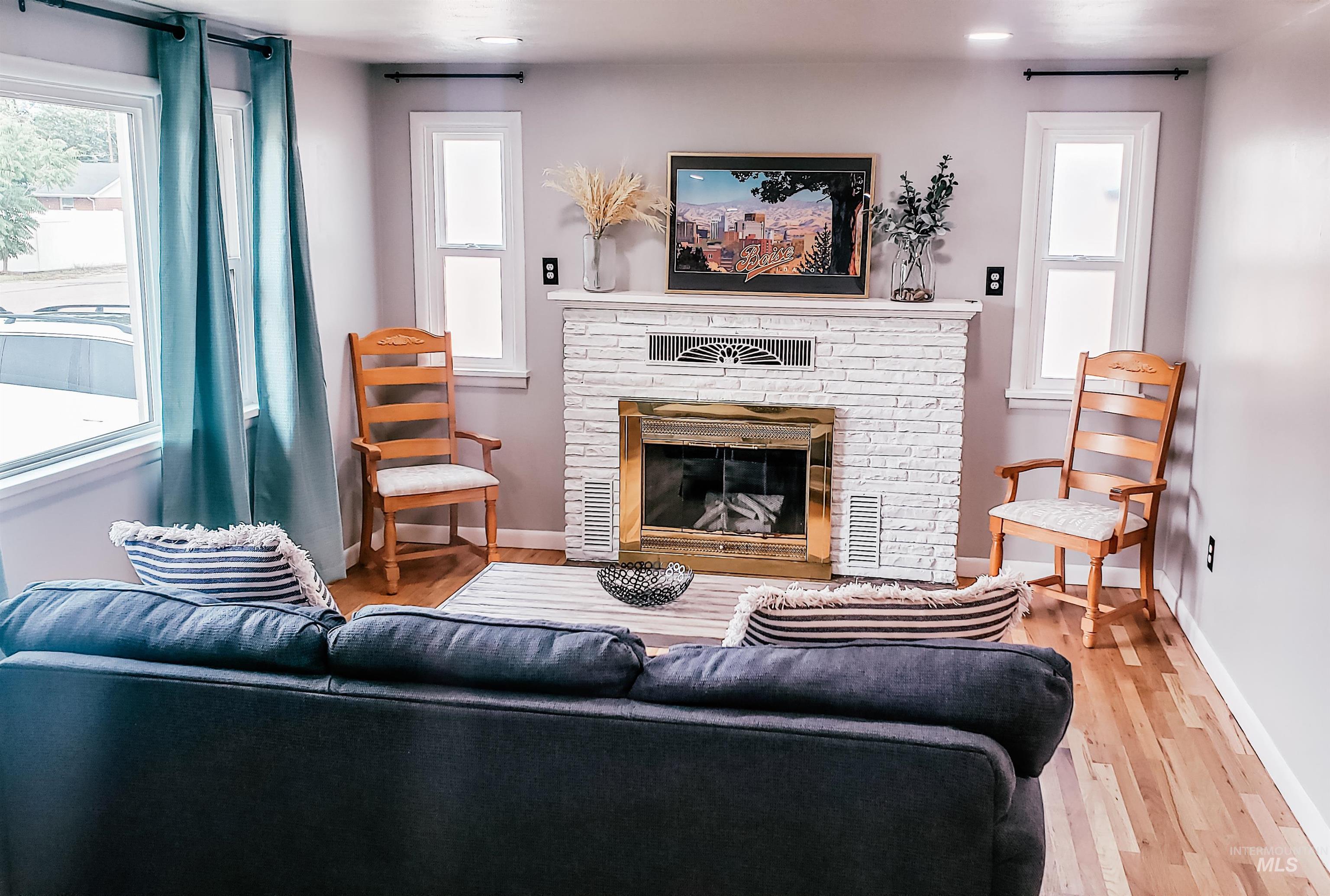 814 N Baker St, Boise, Idaho 83706, 4 Bedrooms, 3 Bathrooms, Residential For Sale, Price $645,000,MLS 98993483