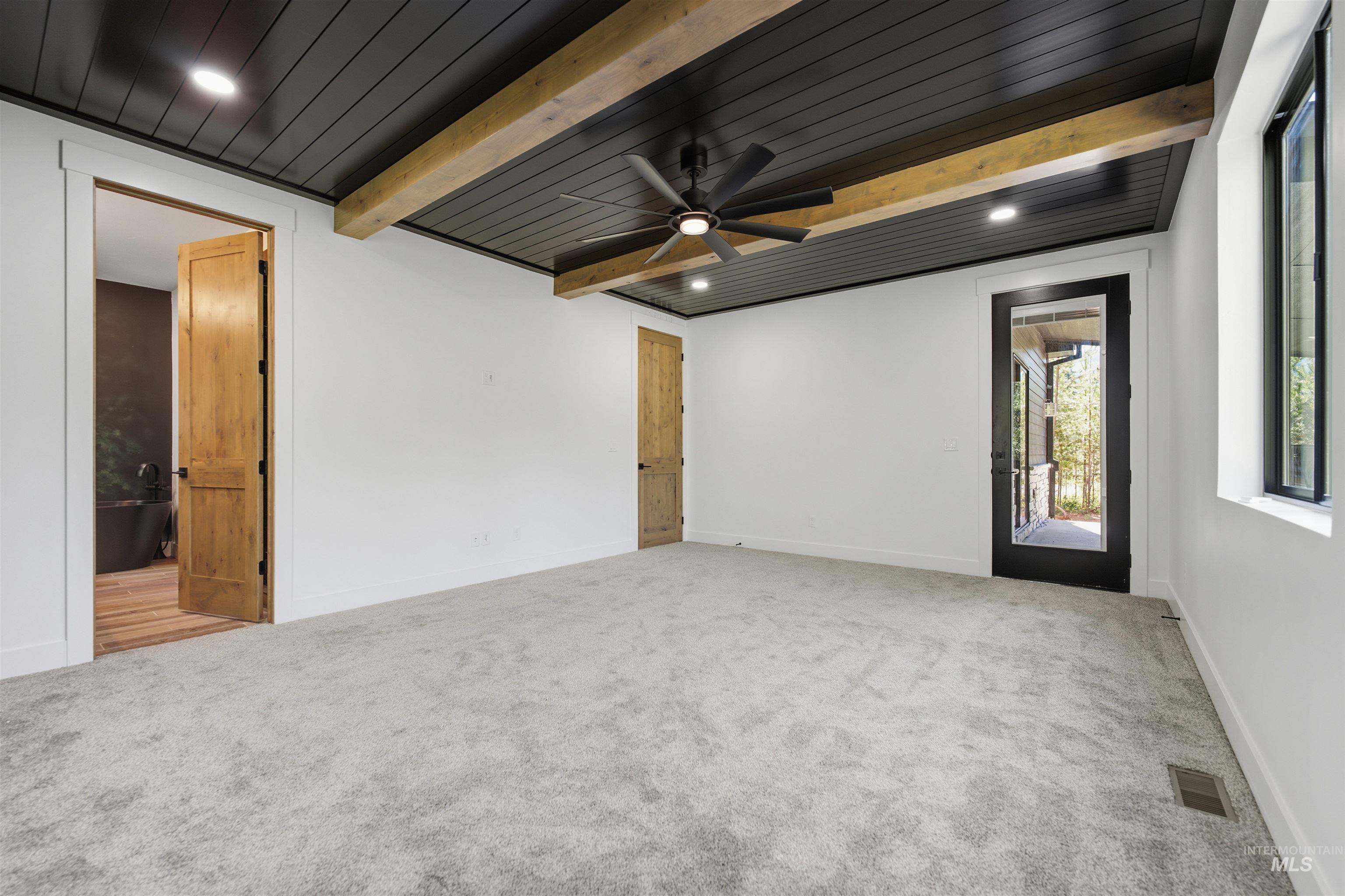 13120 Crane Shore Dr, Donnelly, Idaho 83615, 4 Bedrooms, 3.5 Bathrooms, Residential For Sale, Price $1,125,000,MLS 98993488