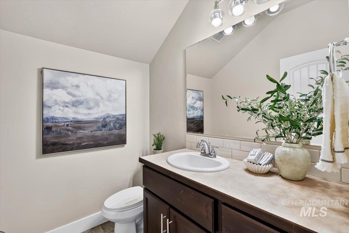 1299 La Reata Way, Middleton, Idaho 83644, 4 Bedrooms, 2.5 Bathrooms, Residential For Sale, Price $485,000,MLS 98993491