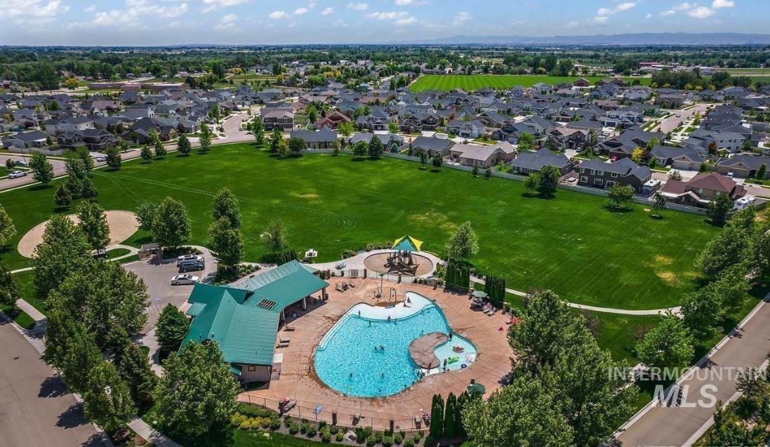 1299 La Reata Way, Middleton, Idaho 83644, 4 Bedrooms, 2.5 Bathrooms, Residential For Sale, Price $485,000,MLS 98993491