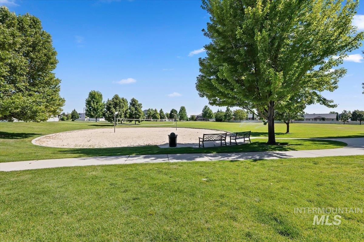 1299 La Reata Way, Middleton, Idaho 83644, 4 Bedrooms, 2.5 Bathrooms, Residential For Sale, Price $485,000,MLS 98993491