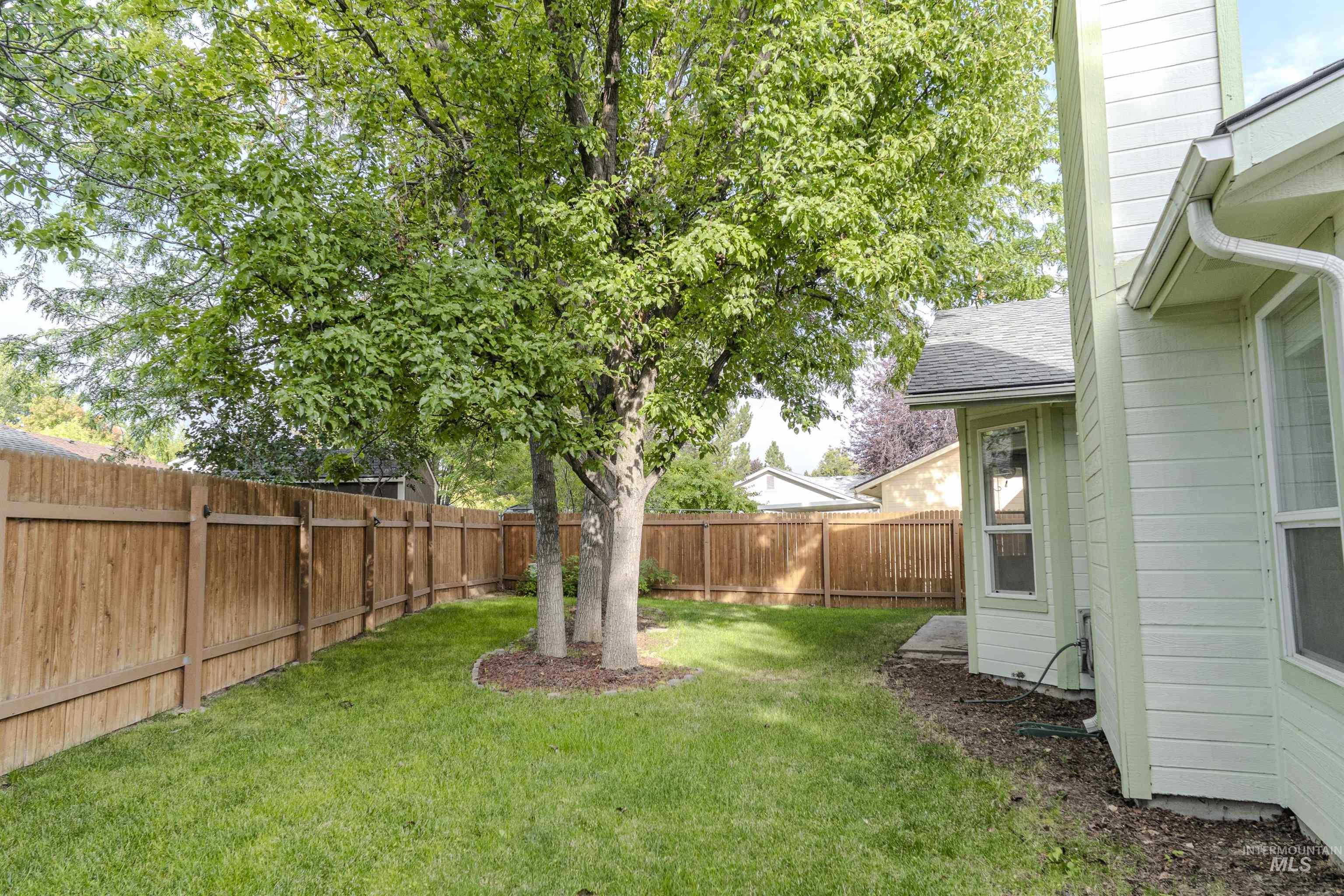 3810 E Anemone, Boise, Idaho 83716, 3 Bedrooms, 2 Bathrooms, Residential For Sale, Price $499,000,MLS 98993492