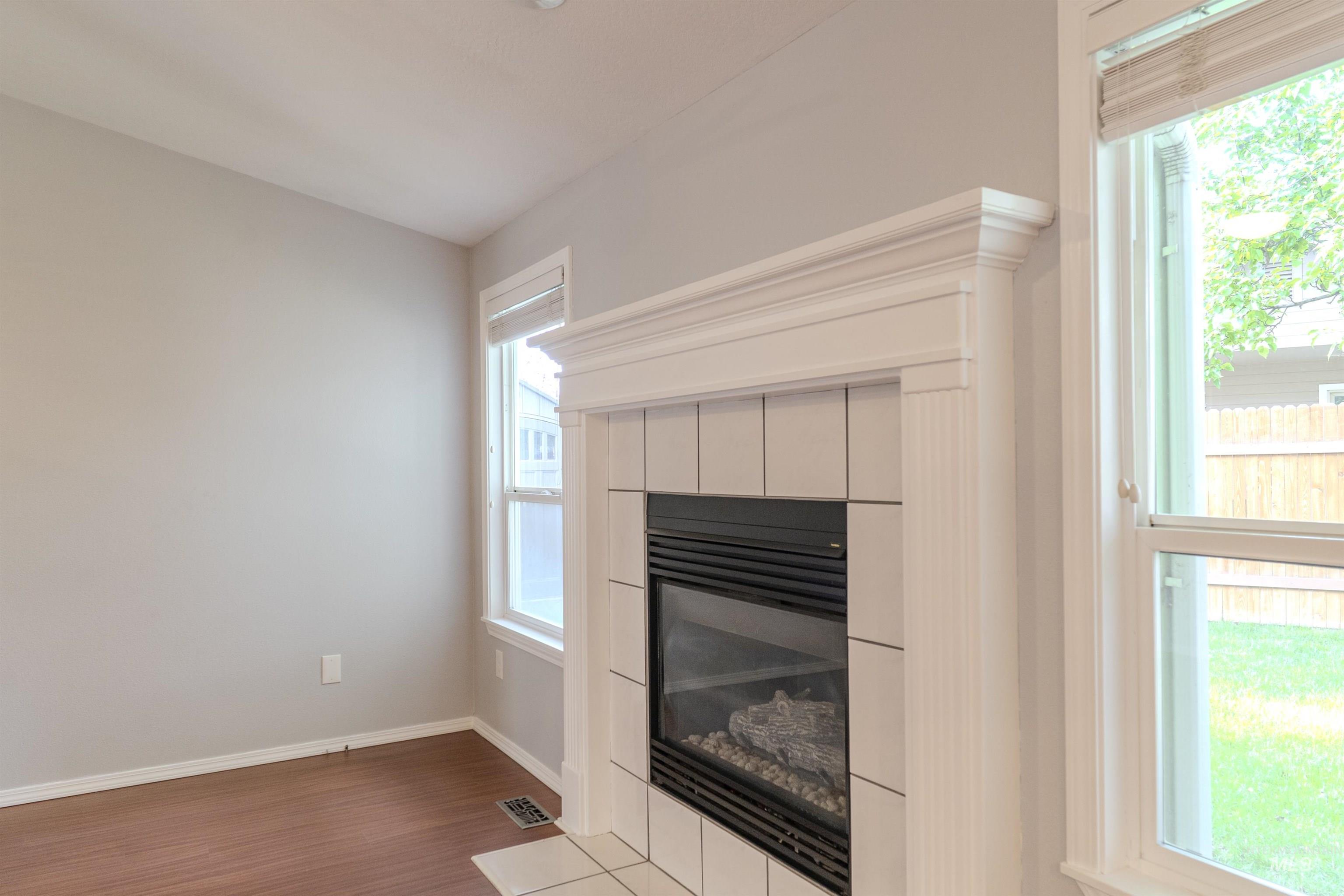 3810 E Anemone, Boise, Idaho 83716, 3 Bedrooms, 2 Bathrooms, Residential For Sale, Price $499,000,MLS 98993492
