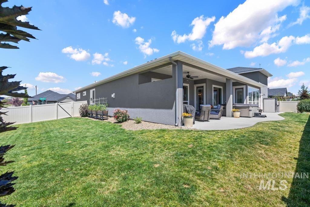 9931 W Aviara St, Star, Idaho 83669, 4 Bedrooms, 2.5 Bathrooms, Residential For Sale, Price $899,900,MLS 98993494