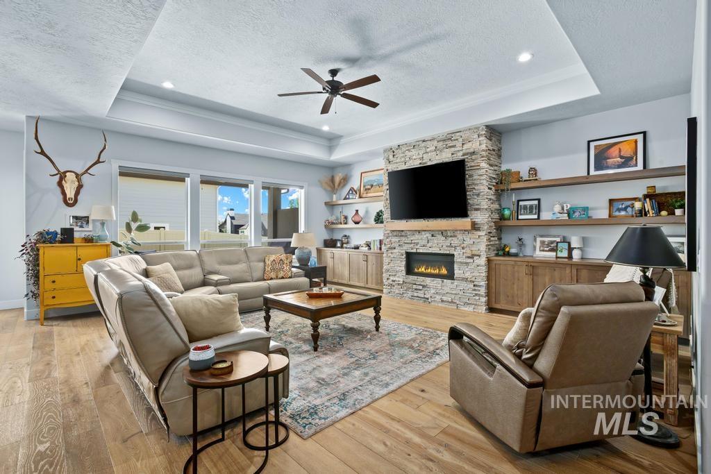 9931 W Aviara St, Star, Idaho 83669, 4 Bedrooms, 2.5 Bathrooms, Residential For Sale, Price $899,900,MLS 98993494