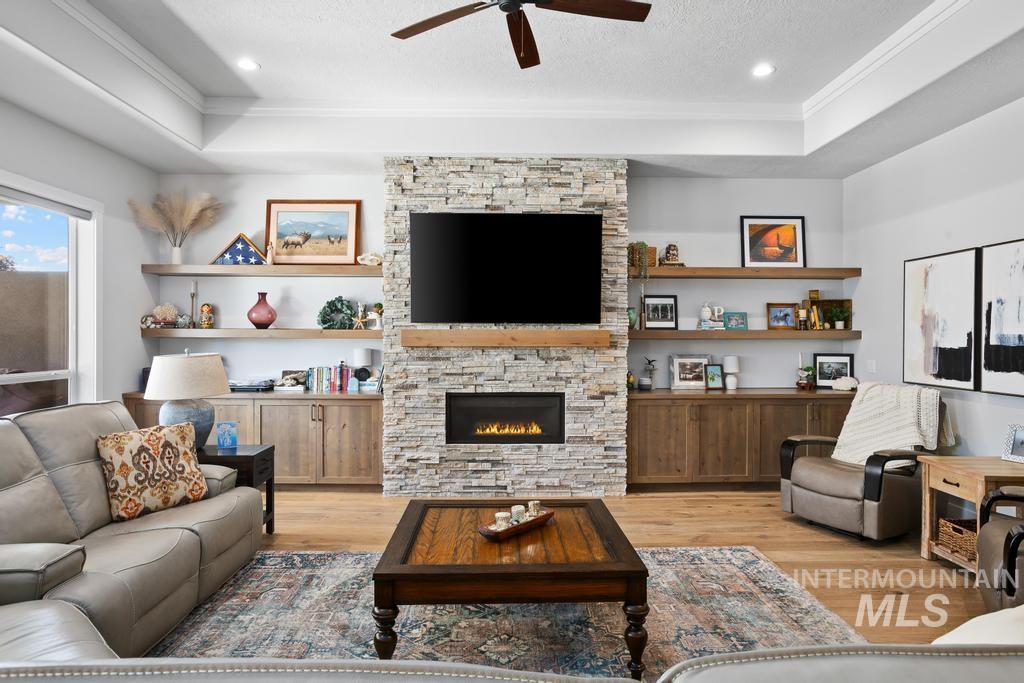 9931 W Aviara St, Star, Idaho 83669, 4 Bedrooms, 2.5 Bathrooms, Residential For Sale, Price $899,900,MLS 98993494