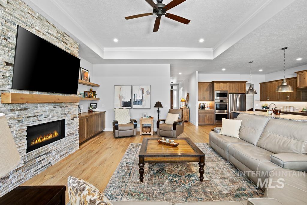 9931 W Aviara St, Star, Idaho 83669, 4 Bedrooms, 2.5 Bathrooms, Residential For Sale, Price $899,900,MLS 98993494