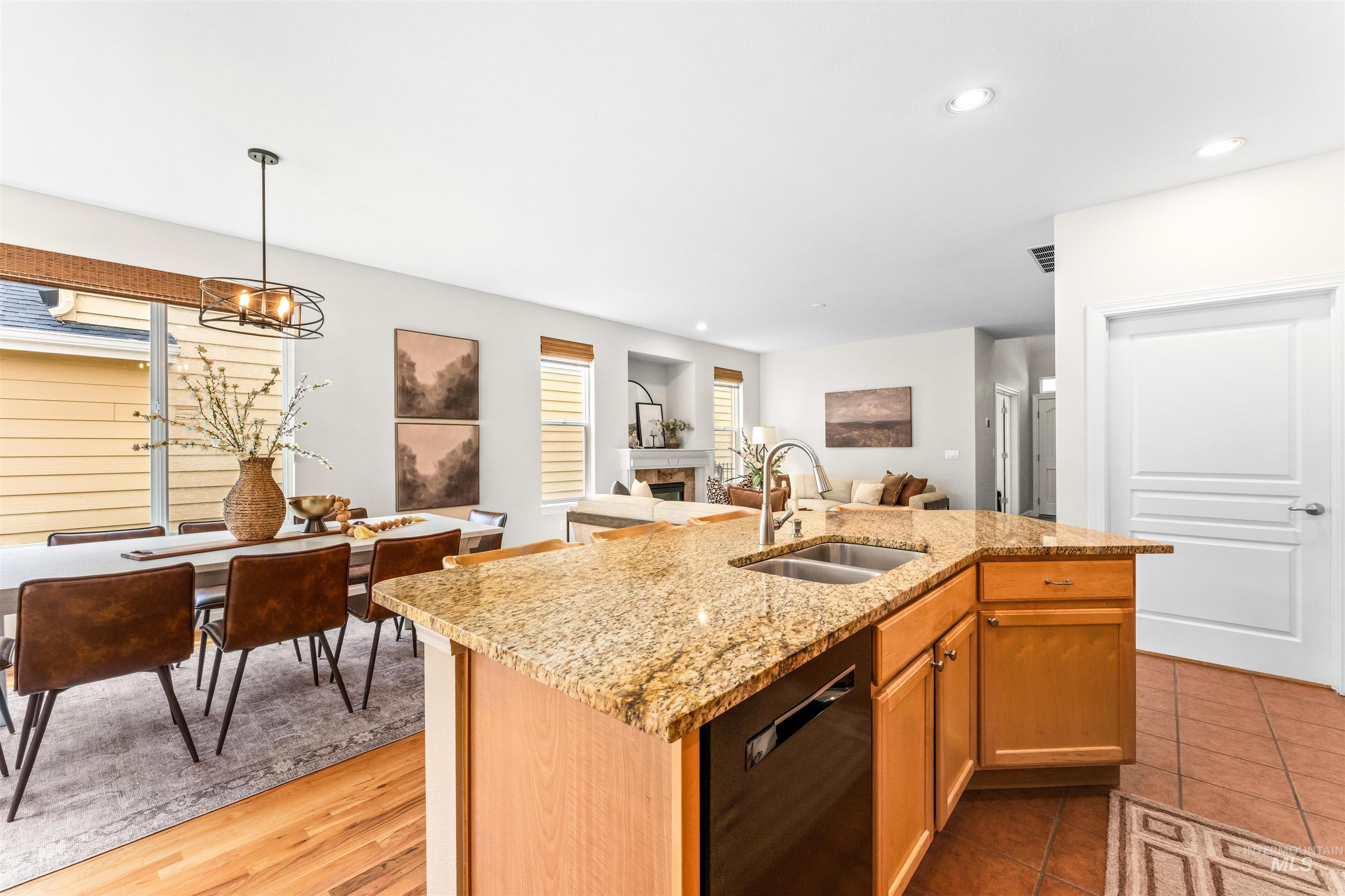 3954 S Mill Site Ave, Boise, Idaho 83716, 3 Bedrooms, 2.5 Bathrooms, Residential For Sale, Price $729,000,MLS 98993495