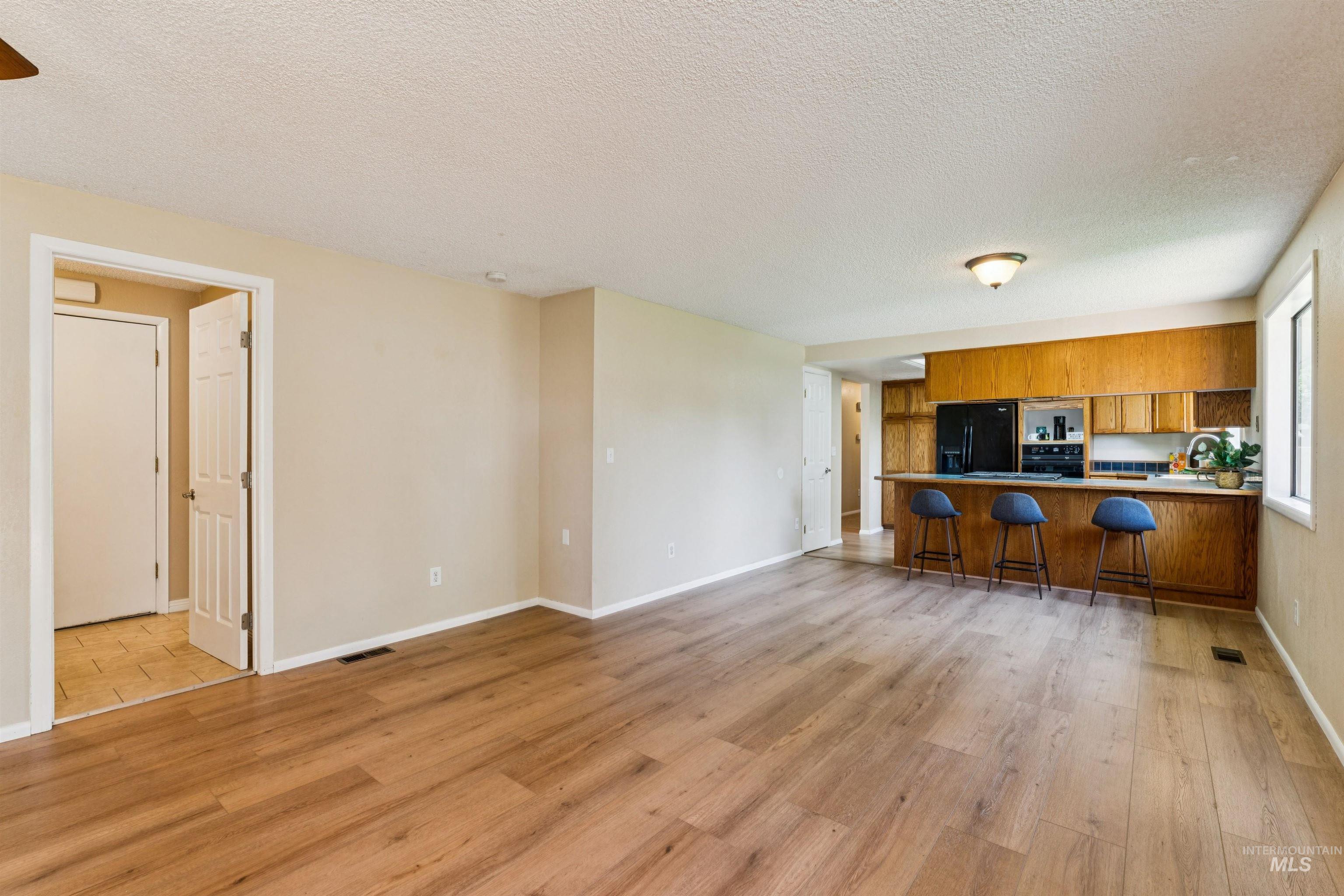 3285 N Buckboard Way, Boise, Idaho 83713, 3 Bedrooms, 2.5 Bathrooms, Residential For Sale, Price $429,900, 98993496