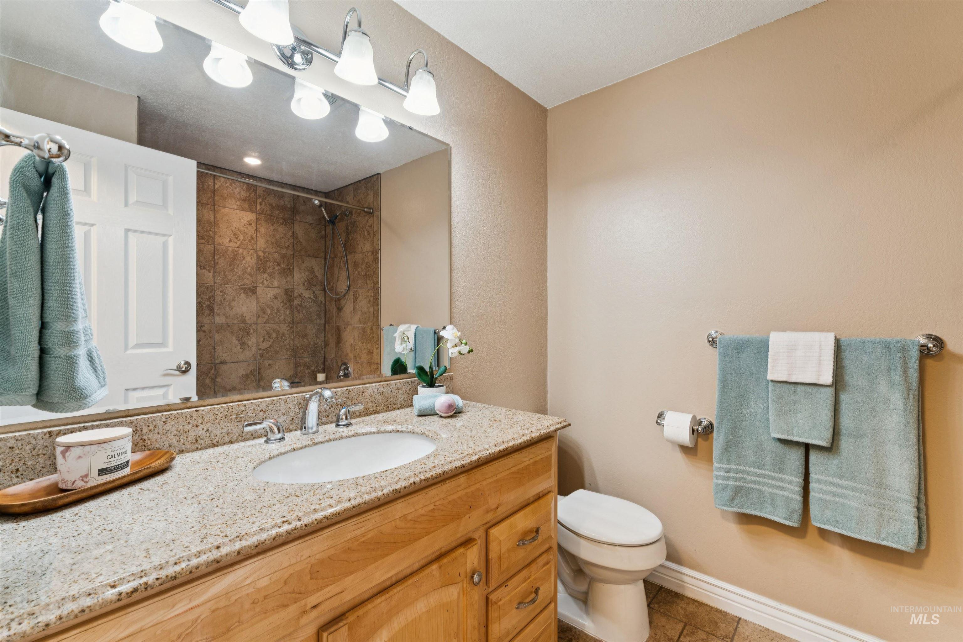 3285 N Buckboard Way, Boise, Idaho 83713, 3 Bedrooms, 2.5 Bathrooms, Residential For Sale, Price $429,900, 98993496