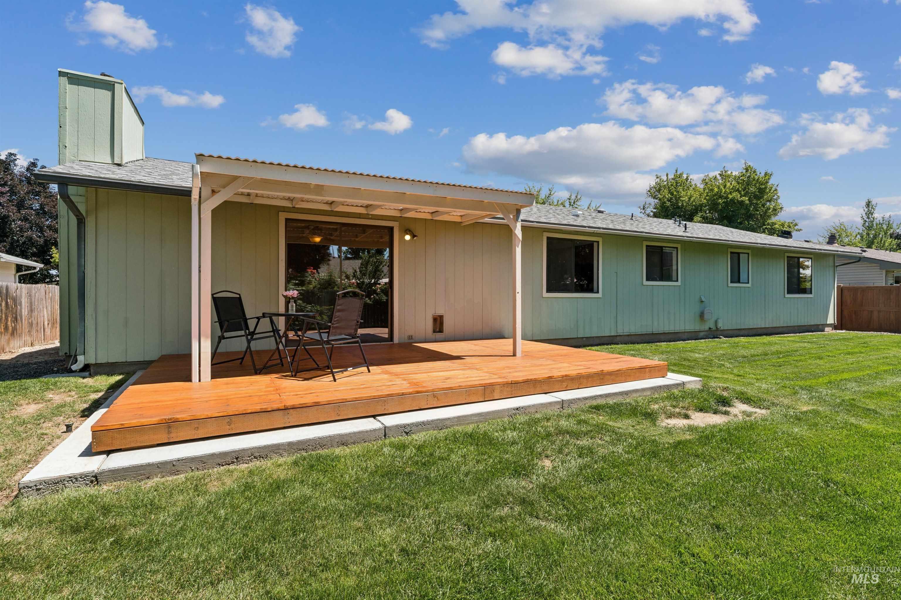 3285 N Buckboard Way, Boise, Idaho 83713, 3 Bedrooms, 2.5 Bathrooms, Residential For Sale, Price $429,900, 98993496