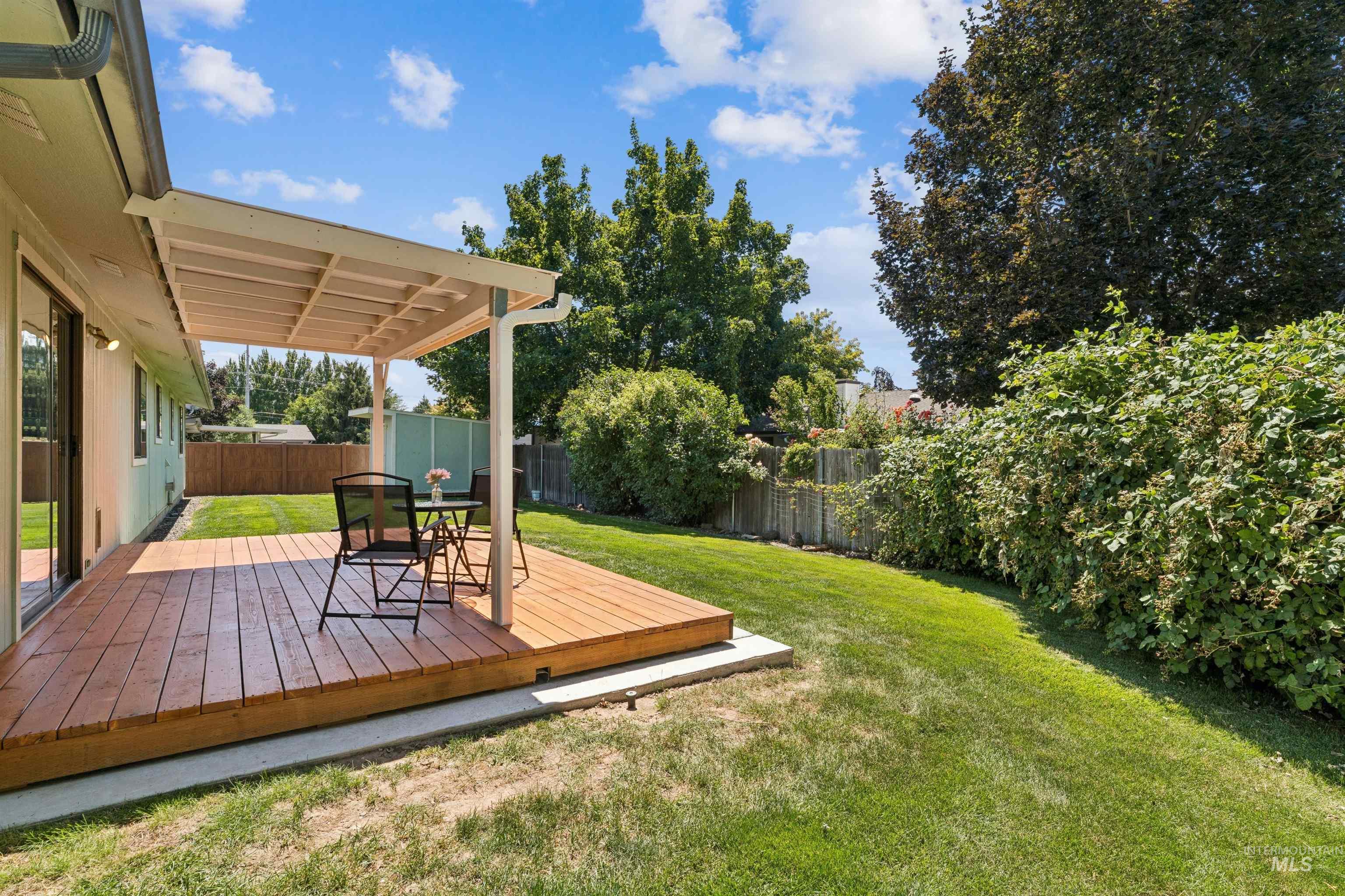 3285 N Buckboard Way, Boise, Idaho 83713, 3 Bedrooms, 2.5 Bathrooms, Residential For Sale, Price $429,900, 98993496