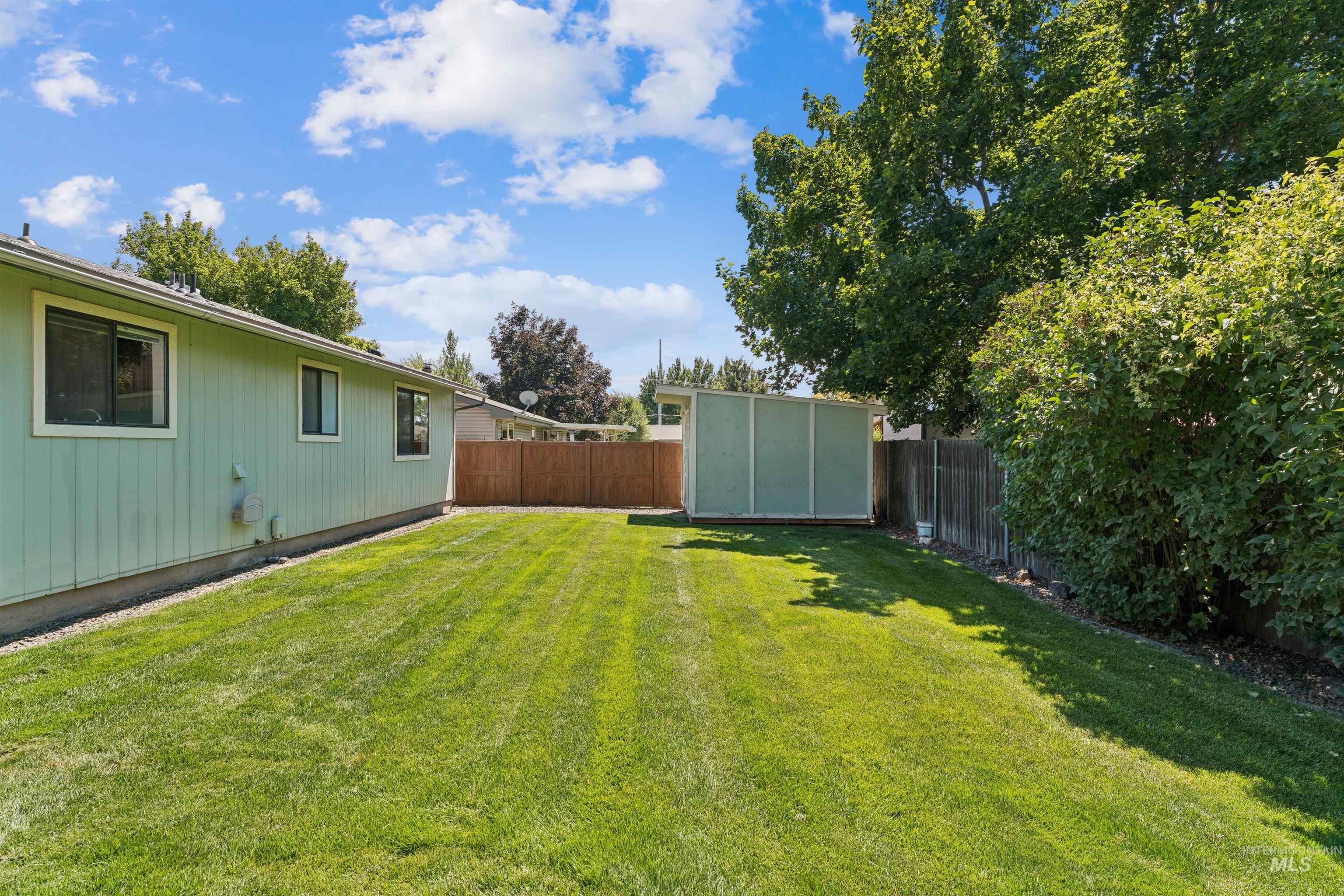 3285 N Buckboard Way, Boise, Idaho 83713, 3 Bedrooms, 2.5 Bathrooms, Residential For Sale, Price $429,900, 98993496