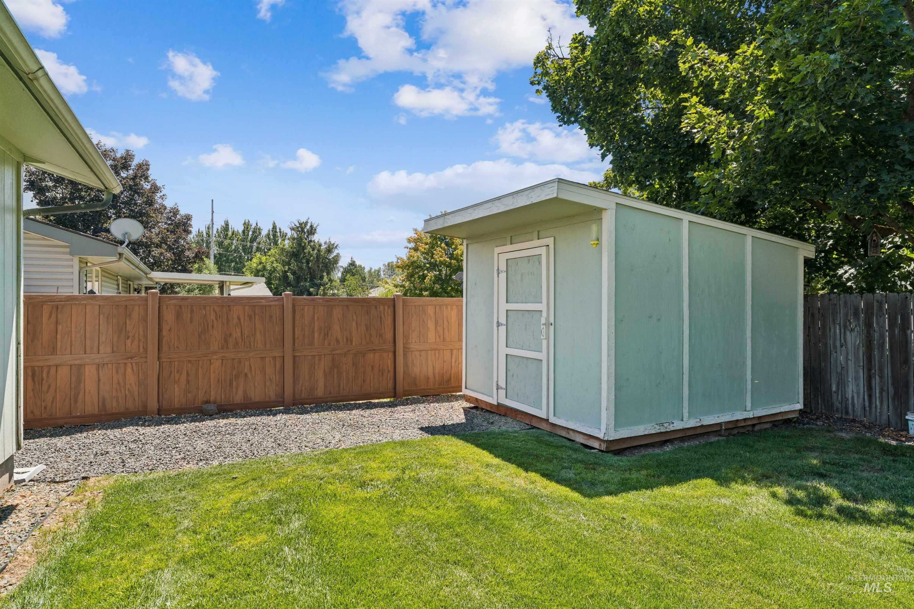 3285 N Buckboard Way, Boise, Idaho 83713, 3 Bedrooms, 2.5 Bathrooms, Residential For Sale, Price $429,900, 98993496