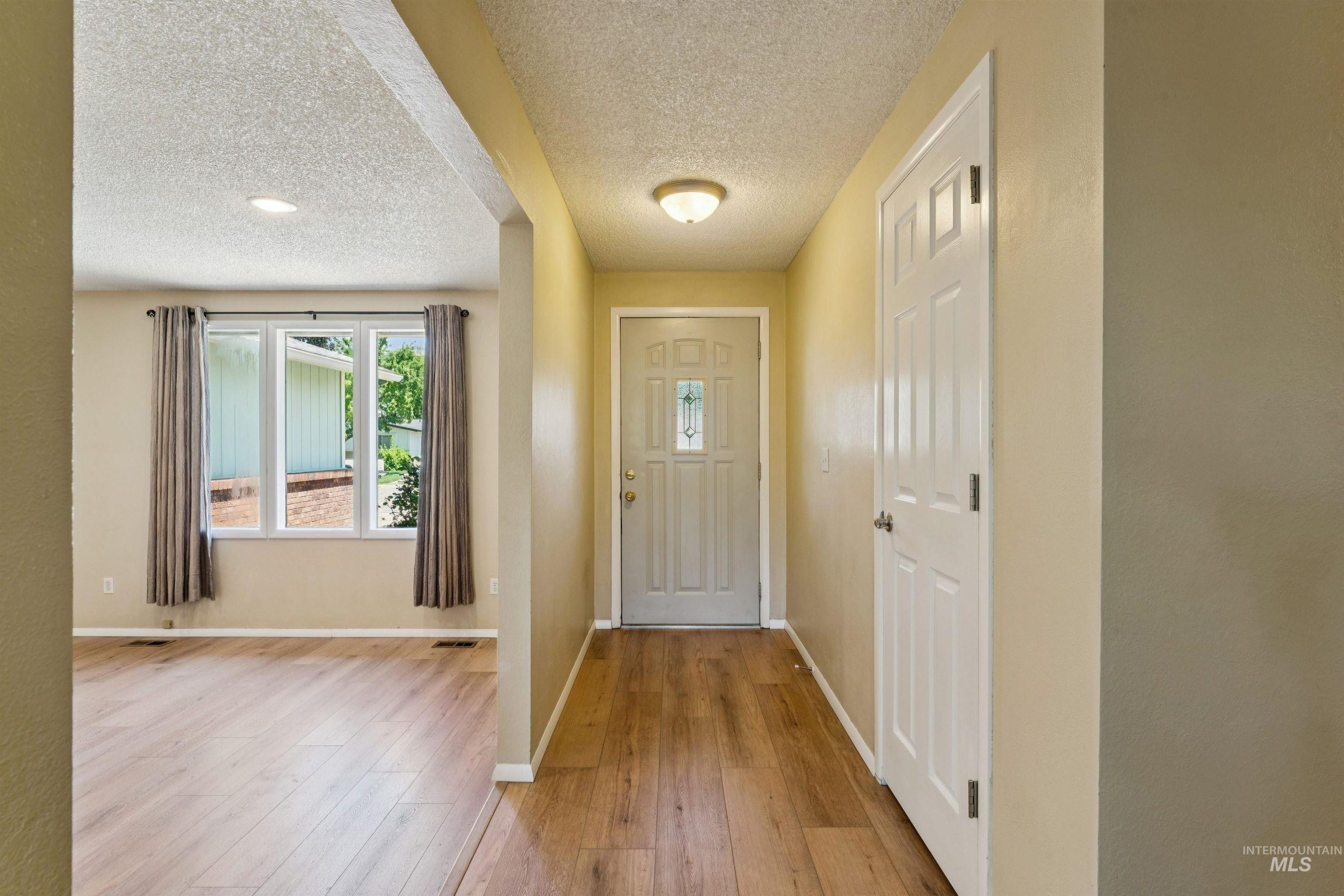 3285 N Buckboard Way, Boise, Idaho 83713, 3 Bedrooms, 2.5 Bathrooms, Residential For Sale, Price $429,900, 98993496