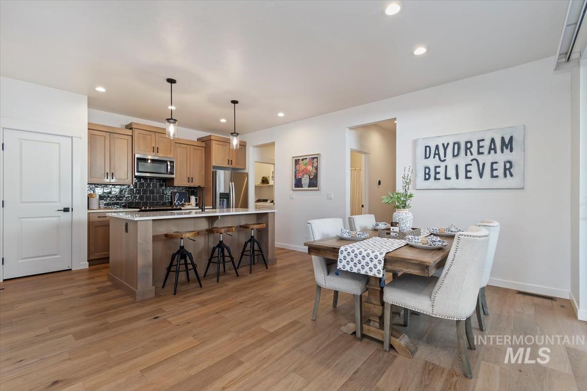11057 W Shelborne St, Boise, Idaho 83709, 3 Bedrooms, 2 Bathrooms, Residential For Sale, Price $439,900, 98993506