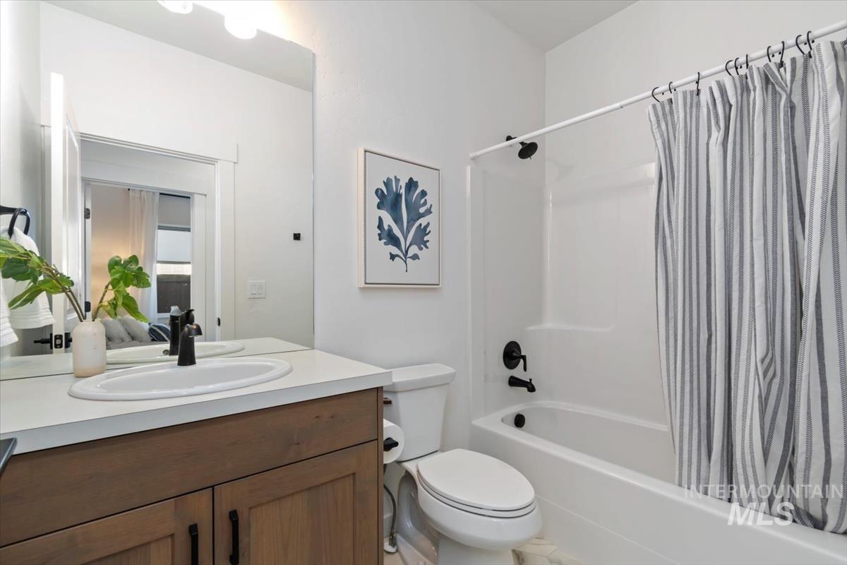 11057 W Shelborne St, Boise, Idaho 83709, 3 Bedrooms, 2 Bathrooms, Residential For Sale, Price $439,900, 98993506