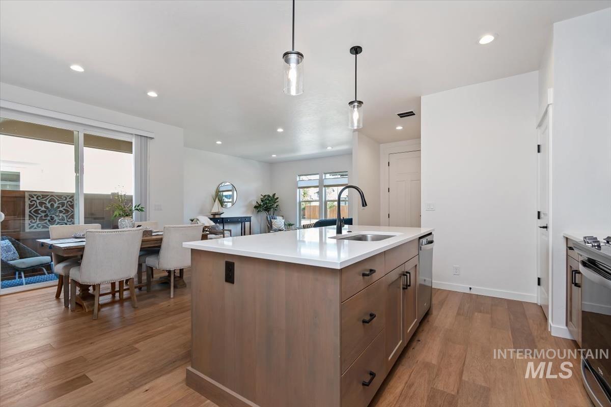 11057 W Shelborne St, Boise, Idaho 83709, 3 Bedrooms, 2 Bathrooms, Residential For Sale, Price $439,900, 98993506