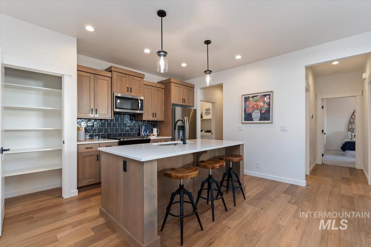 11057 W Shelborne St, Boise, Idaho 83709, 3 Bedrooms, 2 Bathrooms, Residential For Sale, Price $439,900, 98993506