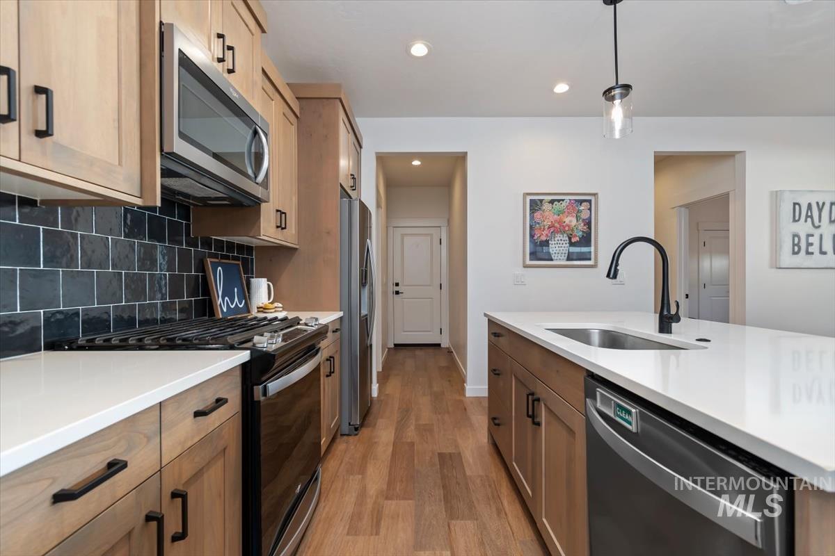 11057 W Shelborne St, Boise, Idaho 83709, 3 Bedrooms, 2 Bathrooms, Residential For Sale, Price $439,900, 98993506