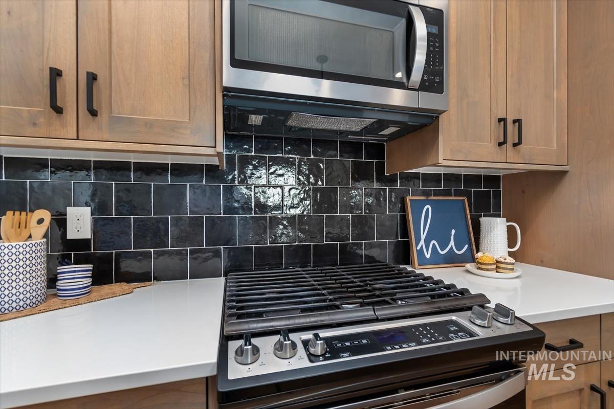 11057 W Shelborne St, Boise, Idaho 83709, 3 Bedrooms, 2 Bathrooms, Residential For Sale, Price $439,900, 98993506