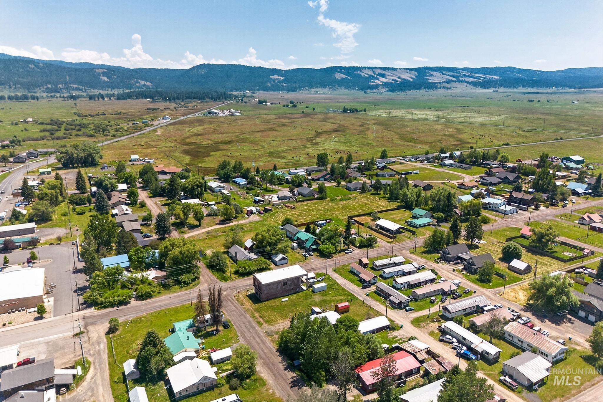 213 Katherine St, New Meadows, Idaho 83654, 3 Bedrooms, 1 Bathroom, Residential For Sale, Price $214,900, 98993508