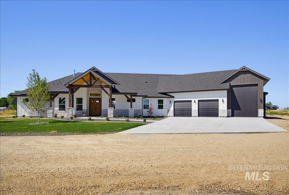 13968 W Winding Willow, Caldwell, Idaho 83607, 3 Bedrooms, 4 Bathrooms, Residential For Sale, Price $1,250,000, 98993509
