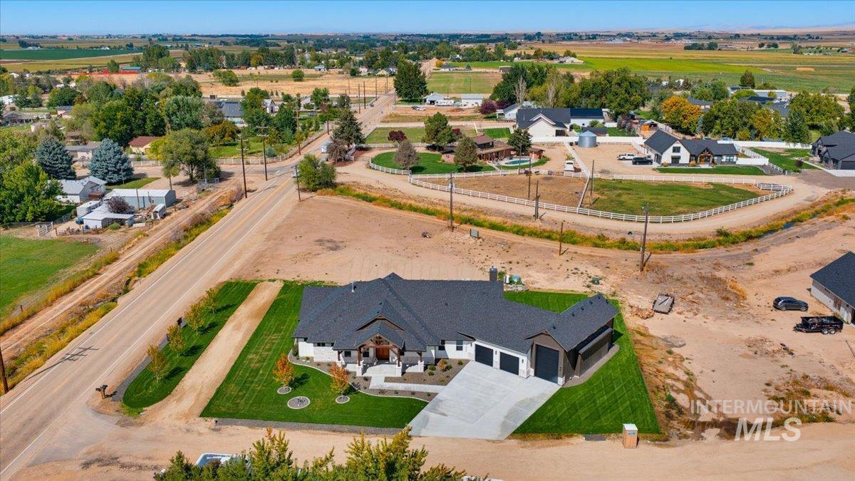 13968 W Winding Willow, Caldwell, Idaho 83607, 3 Bedrooms, 4 Bathrooms, Residential For Sale, Price $1,250,000,MLS 98993509