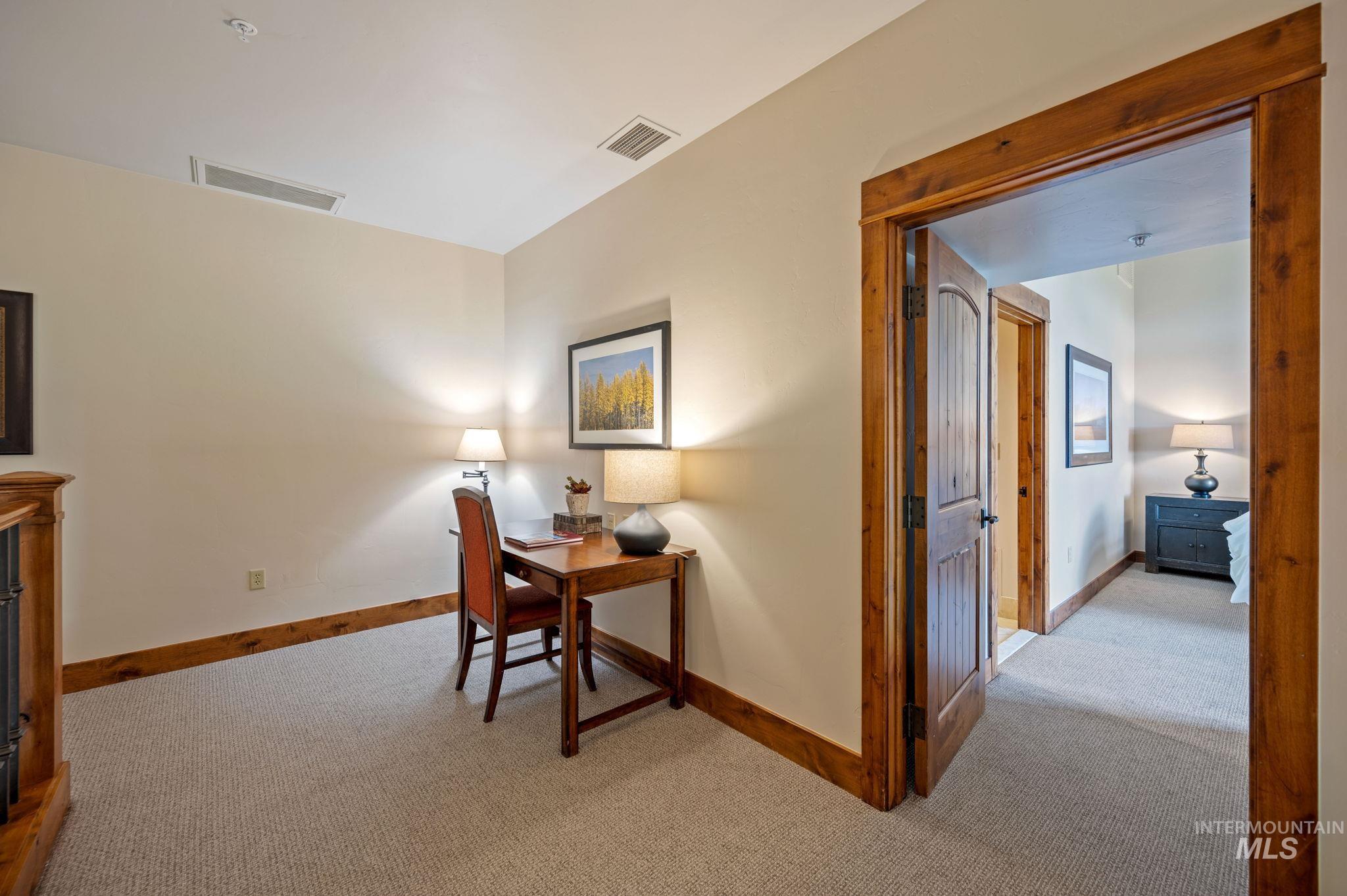 75 Arling Center Ct, Donnelly, Idaho 83615, 2 Bedrooms, 2 Bathrooms, Residential For Sale, Price $1,200,000,MLS 98993513
